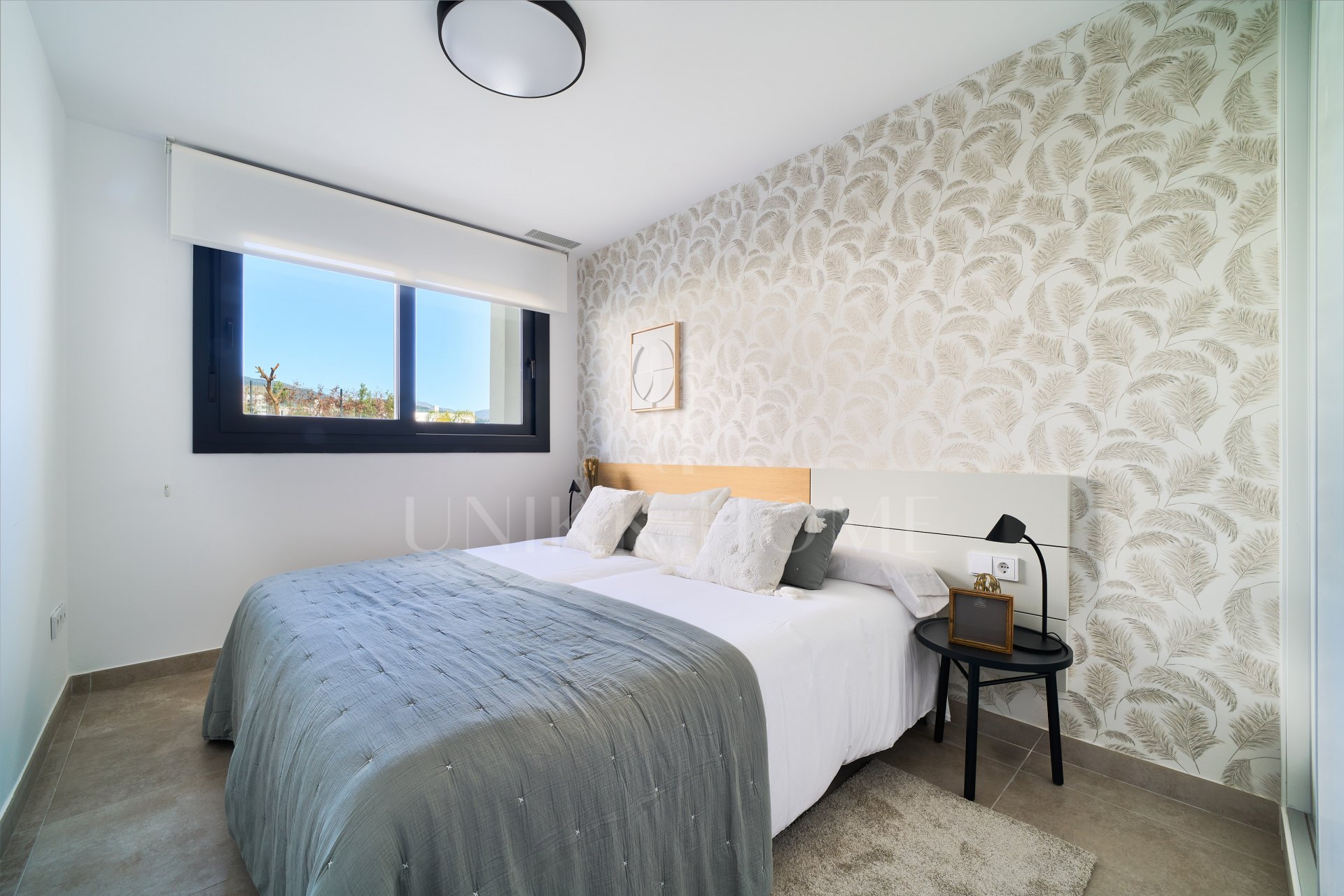 APARTAMENTO LLAVE EN MANO Y AMUEBLADO LISTO PARA ENTRAR A VIVIR - ATALAYA - ESTEPONA