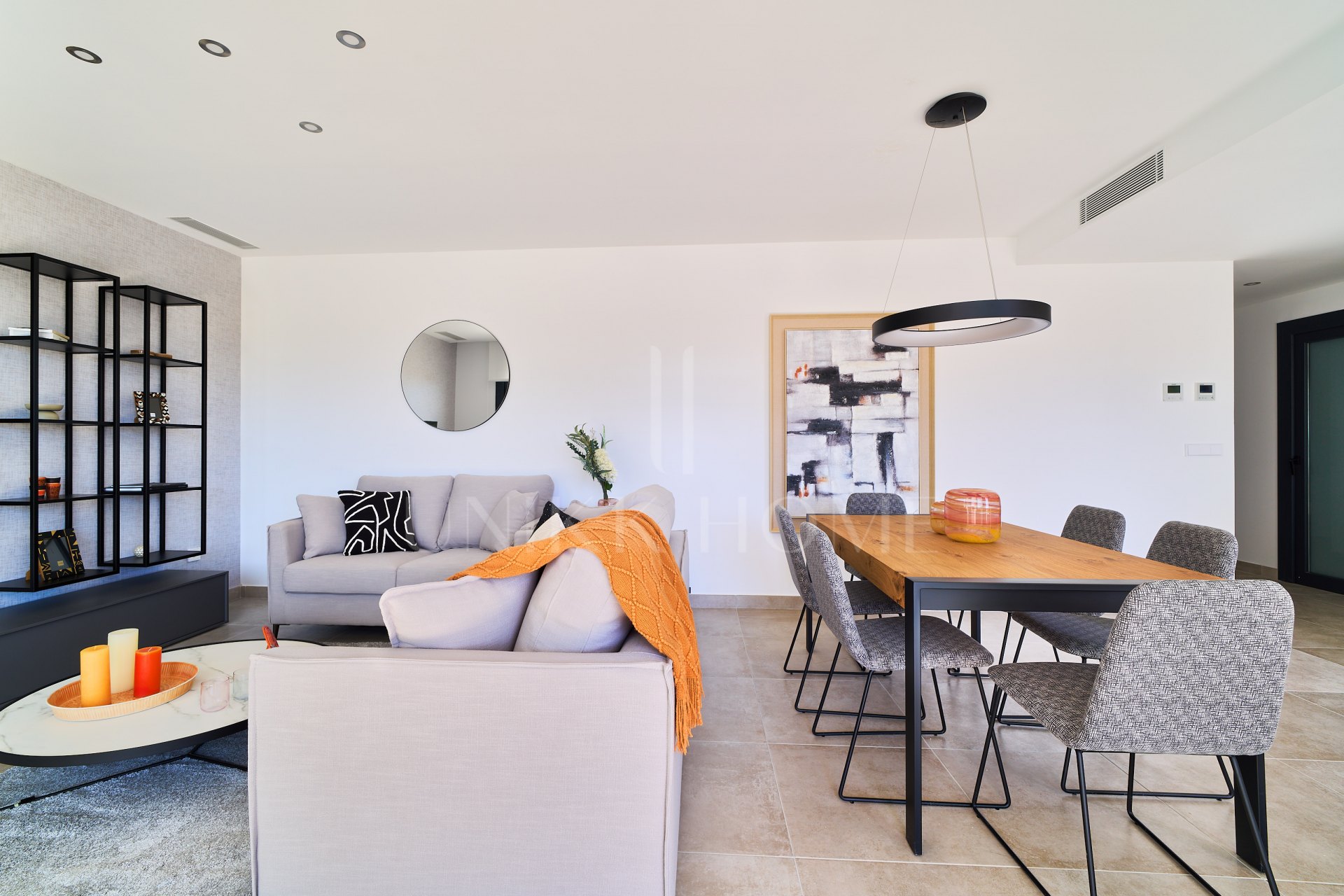 APARTAMENTO LLAVE EN MANO Y AMUEBLADO LISTO PARA ENTRAR A VIVIR - ATALAYA - ESTEPONA