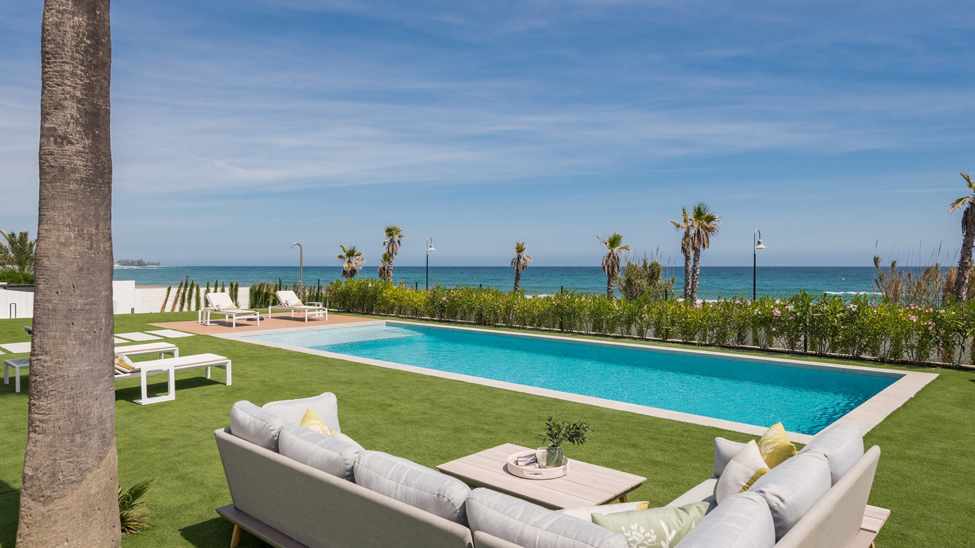 Exquisite Beachfront Villa with Panoramic Sea Views on the New Golden Mile