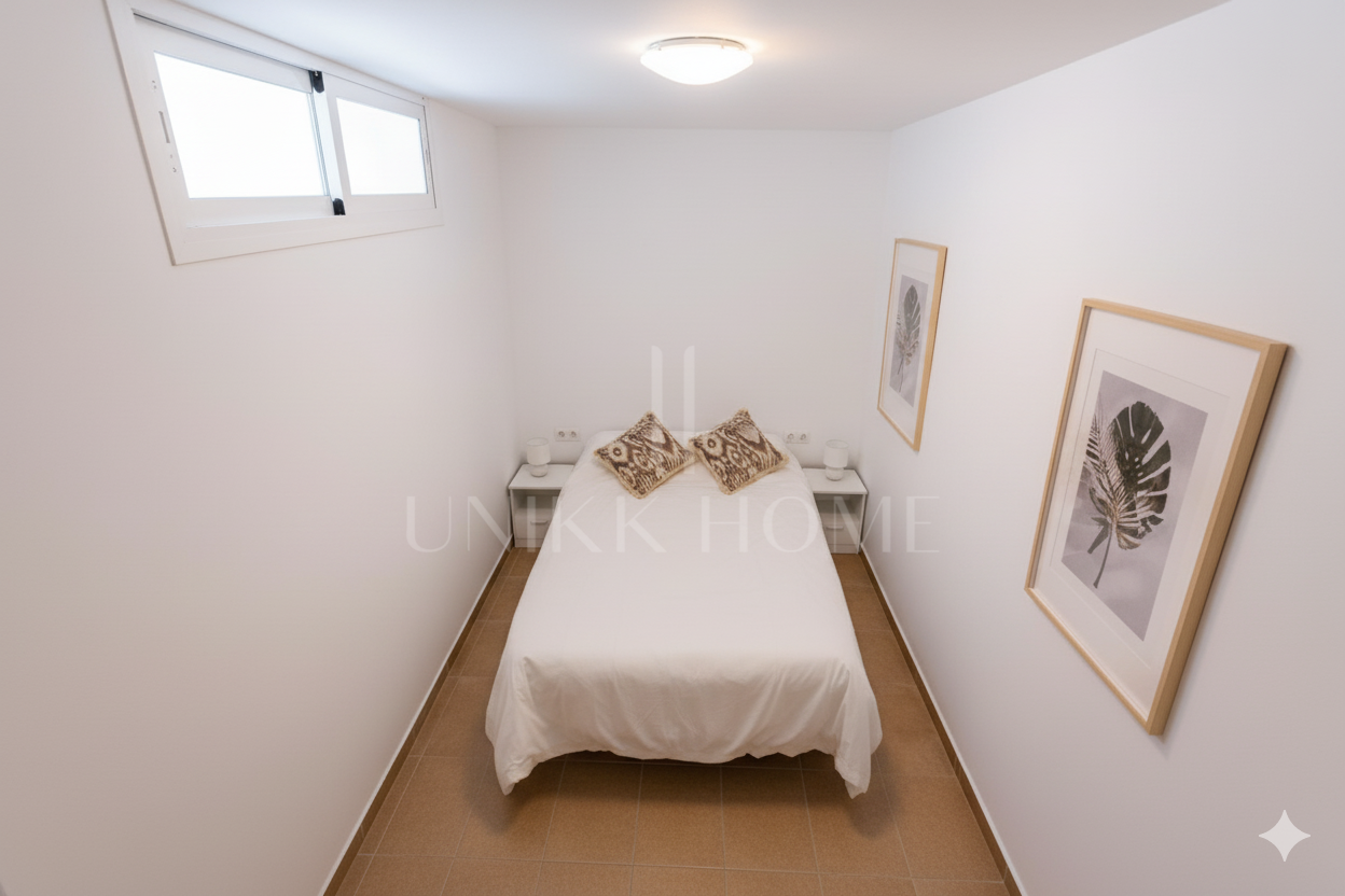 Fantastic Villa with Breathtaking Sea Views walking Distance to the Beach - Estepona West