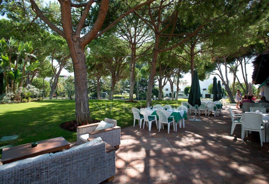 Apartamento listo para entrar en Playas del Duque !!!