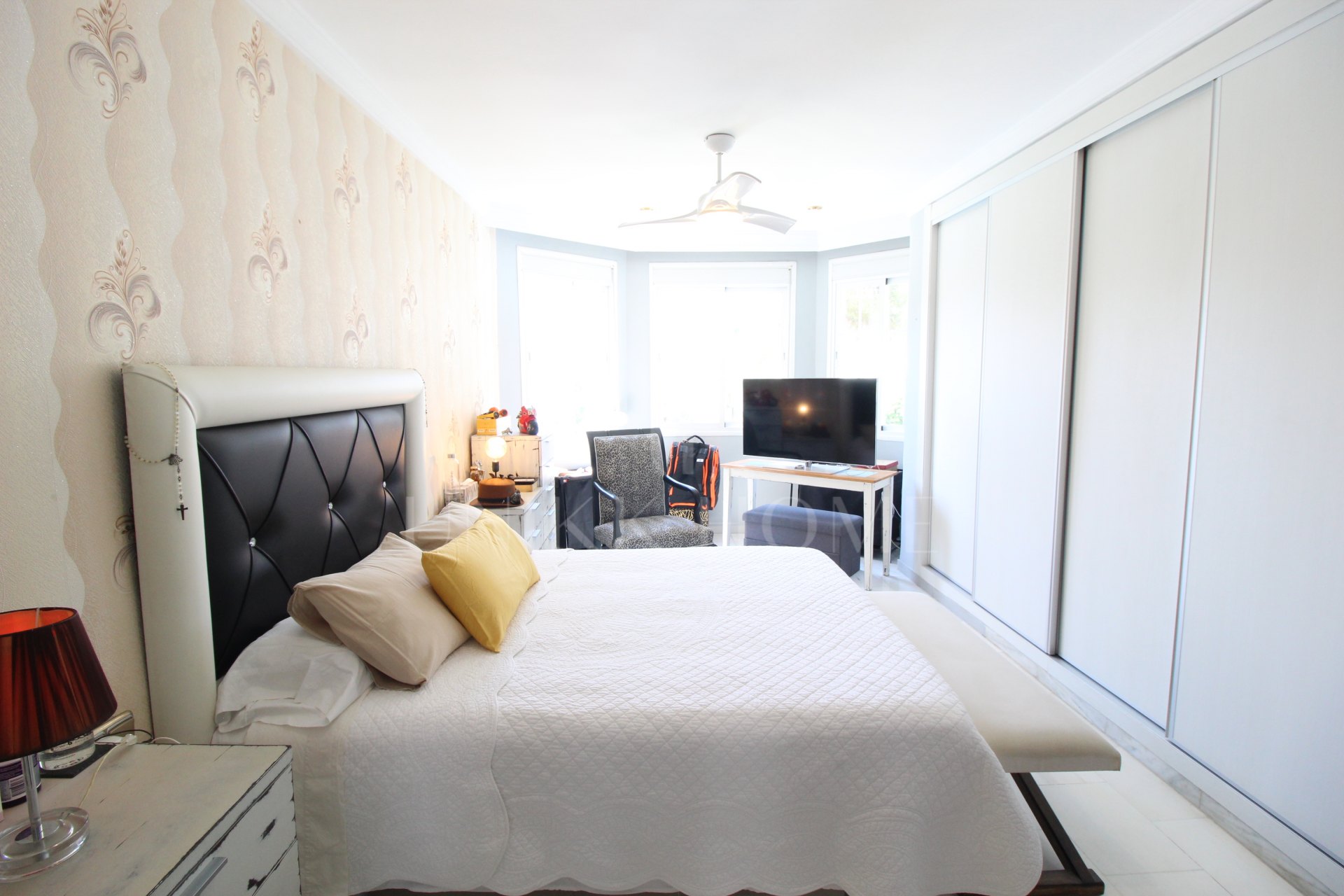 Presiosa adosada en 1ª Linea del Golf Los Naranjos