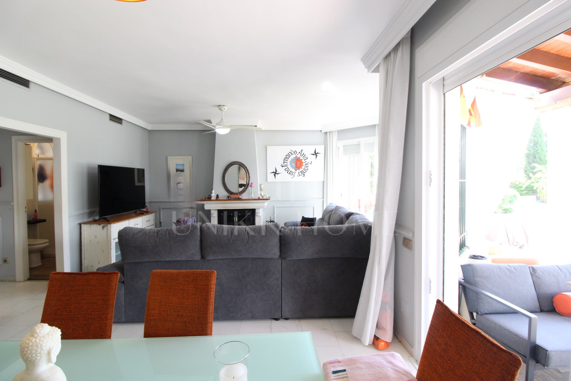 Presiosa adosada en 1ª Linea del Golf Los Naranjos