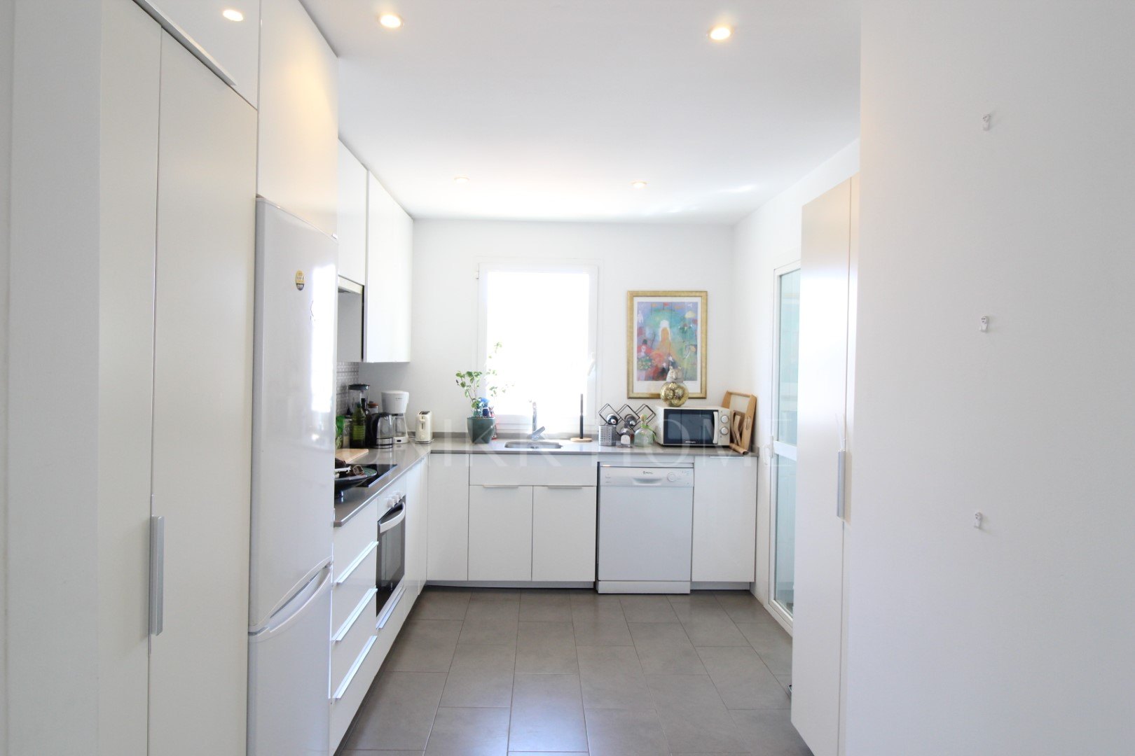 Fantastic and spacious Penthouse in the President with open views