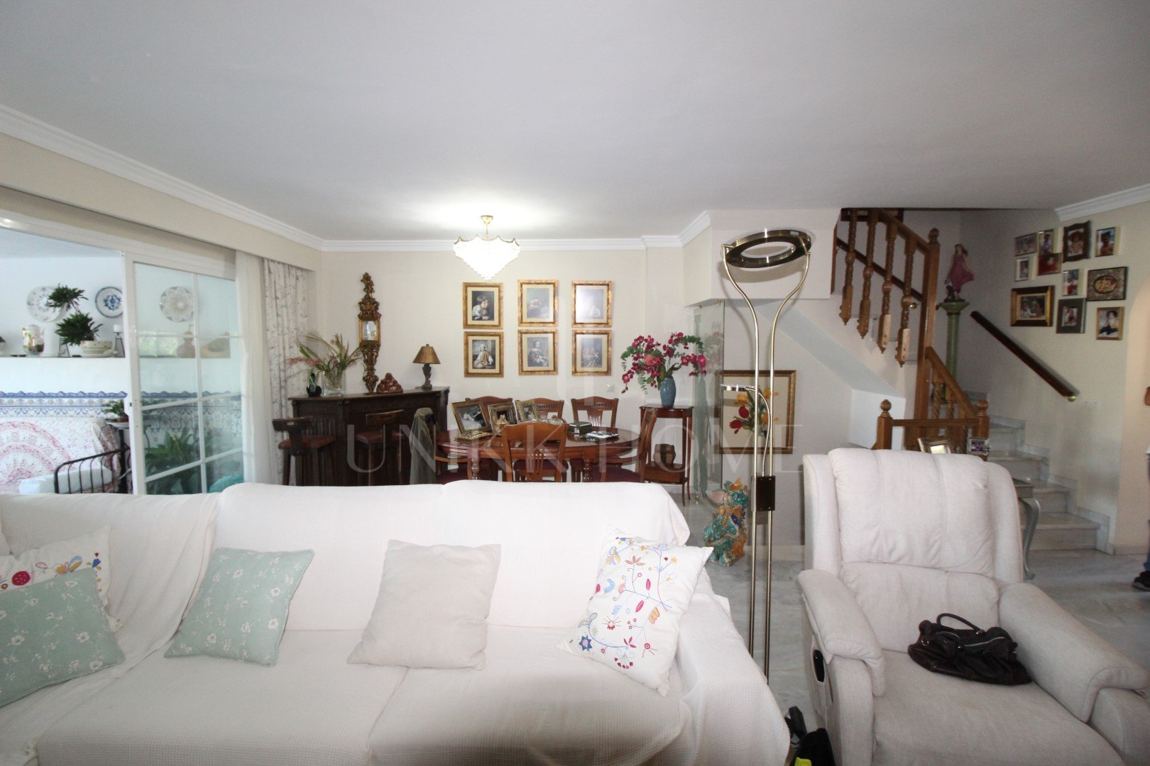 Oportunidad Adosada y con gran jardin privado en Atalaya