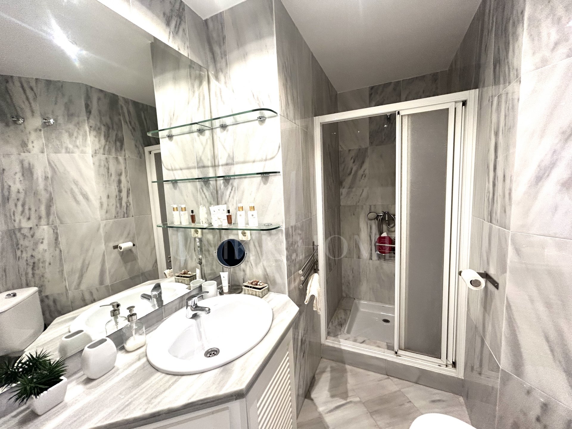 AMAZING APARTMENT WITH PRECIOUS VIEWS IN REAL RIO GOLF