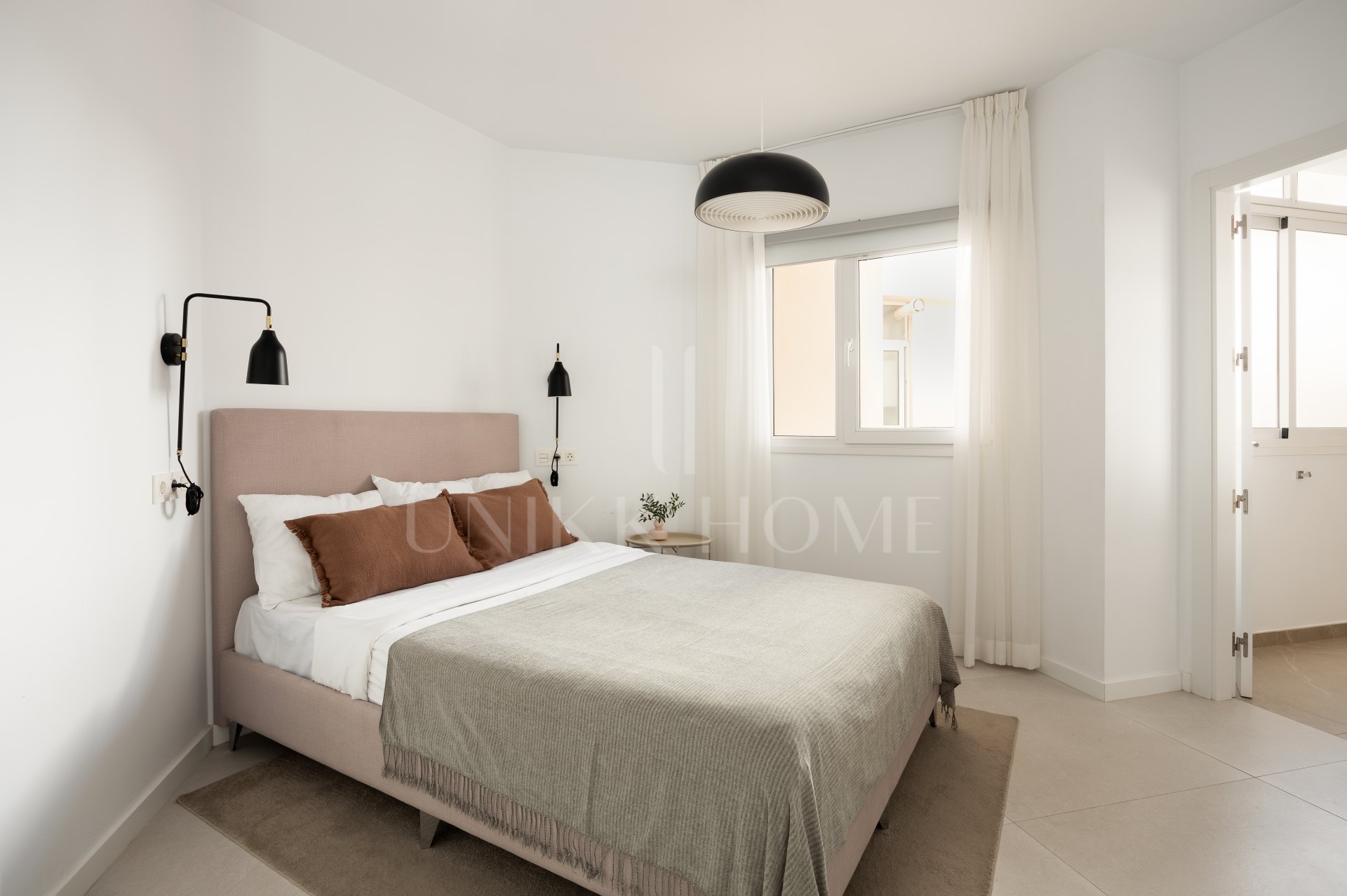 Bright and spacious penthouse duplex in San Pedro