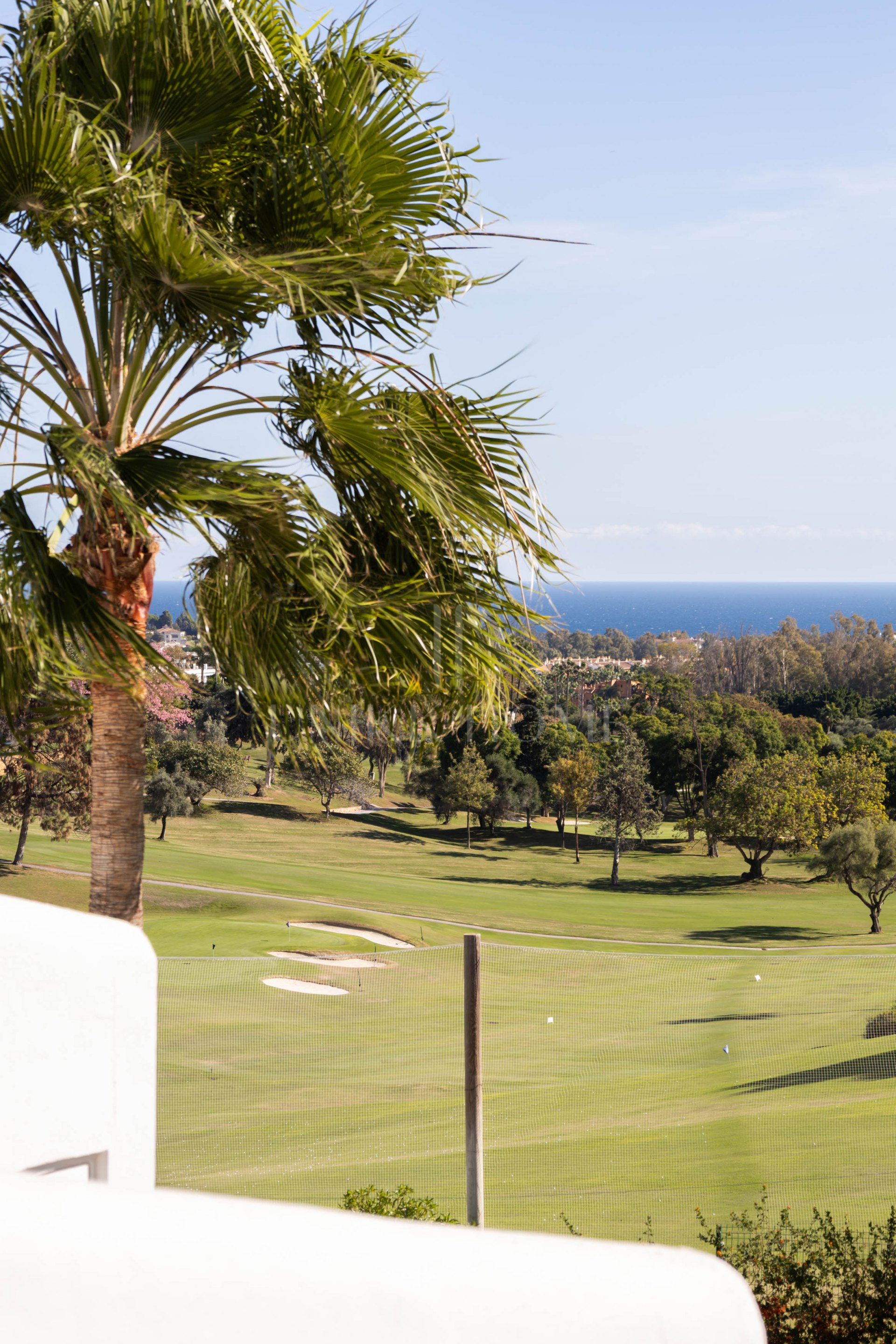 Precioso Apartamento reformado con impresionantes vistas en Nueva Andalucía