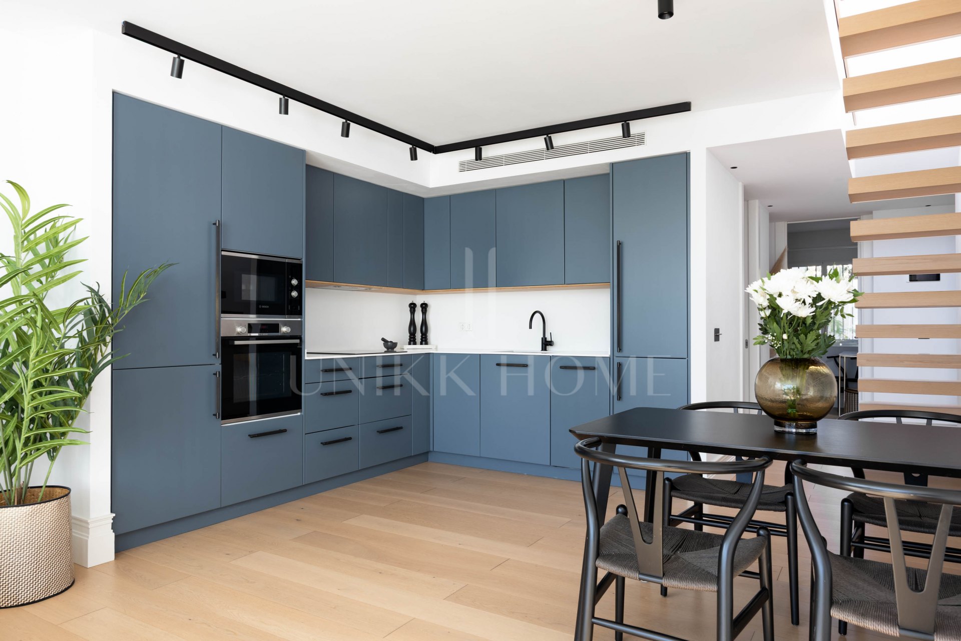 Precioso Apartamento reformado con impresionantes vistas en Nueva Andalucía