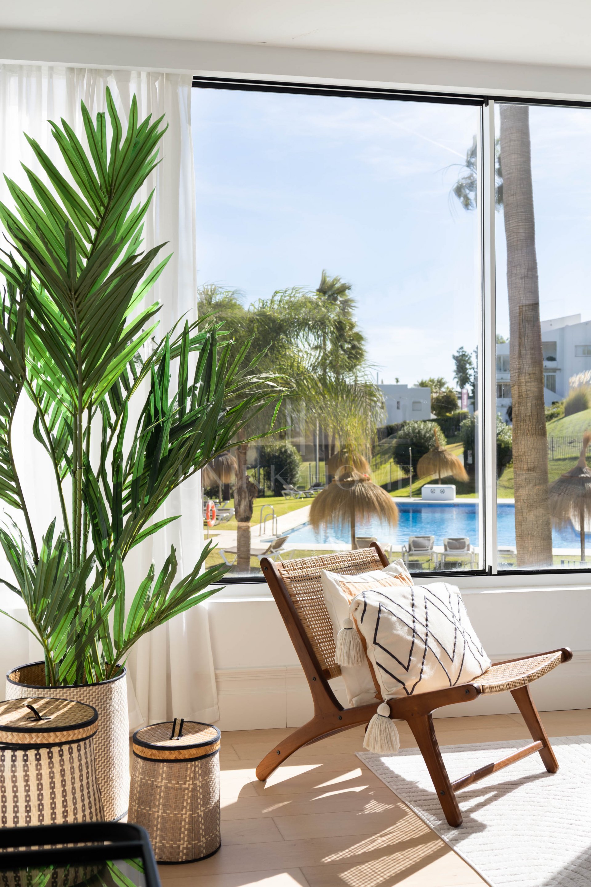 Precioso Apartamento reformado con impresionantes vistas en Nueva Andalucía