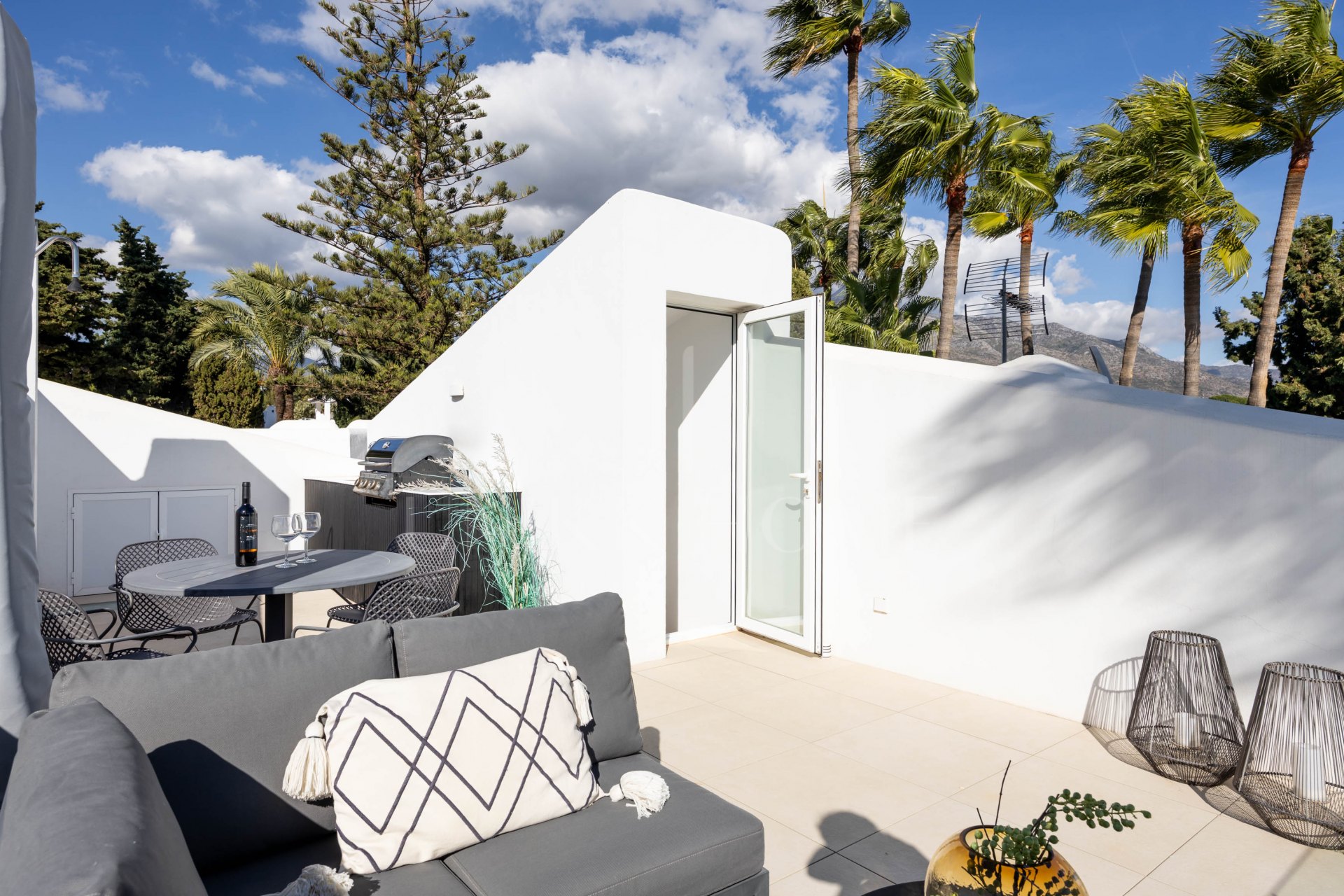 Precioso Apartamento reformado con impresionantes vistas en Nueva Andalucía