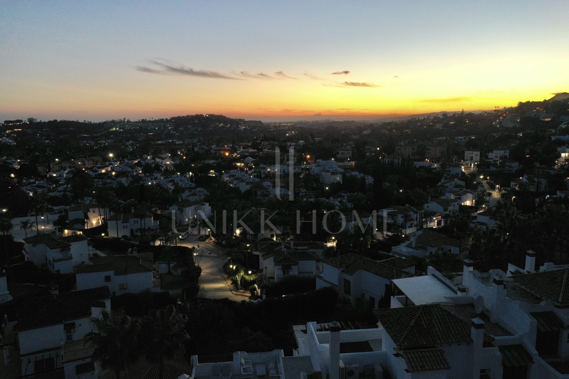 Elegant duplex penthouse in Aloha, Marbella with 3 bedrooms