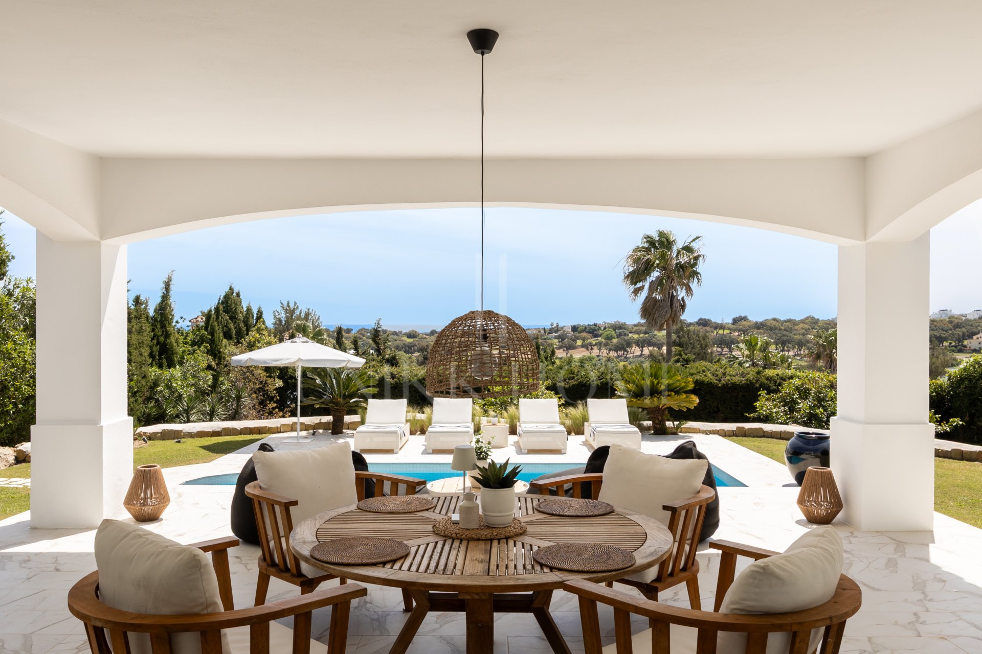 Villa for sale in Sotogrande Alto