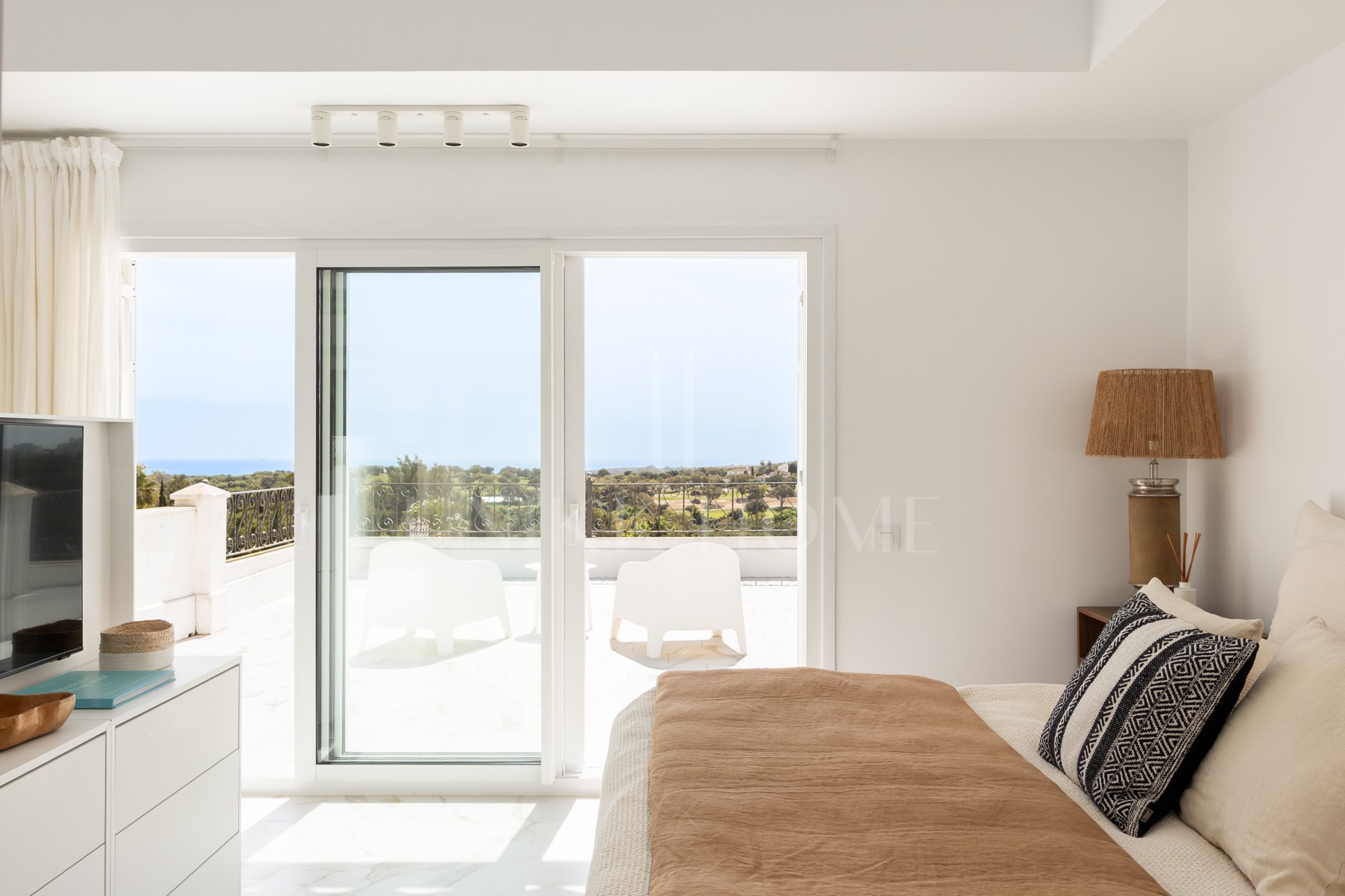 Villa for sale in Sotogrande Alto