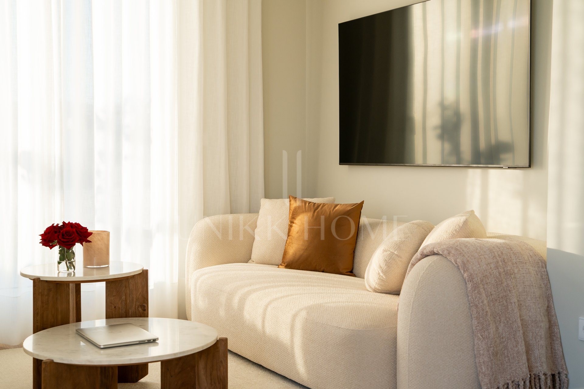 Exclusivo Atico True en La Campana con 4 Dormitorios.