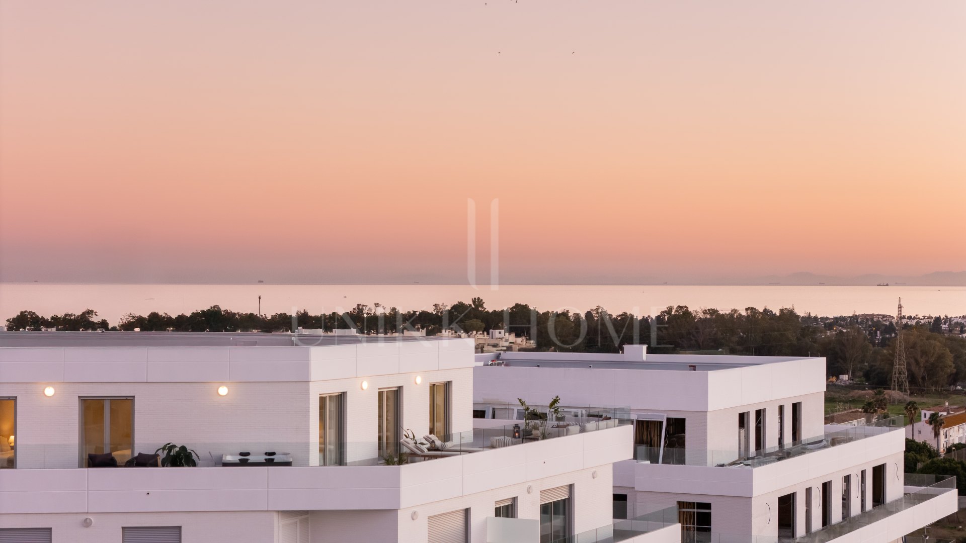 Exclusivo Atico True en La Campana con 4 Dormitorios.