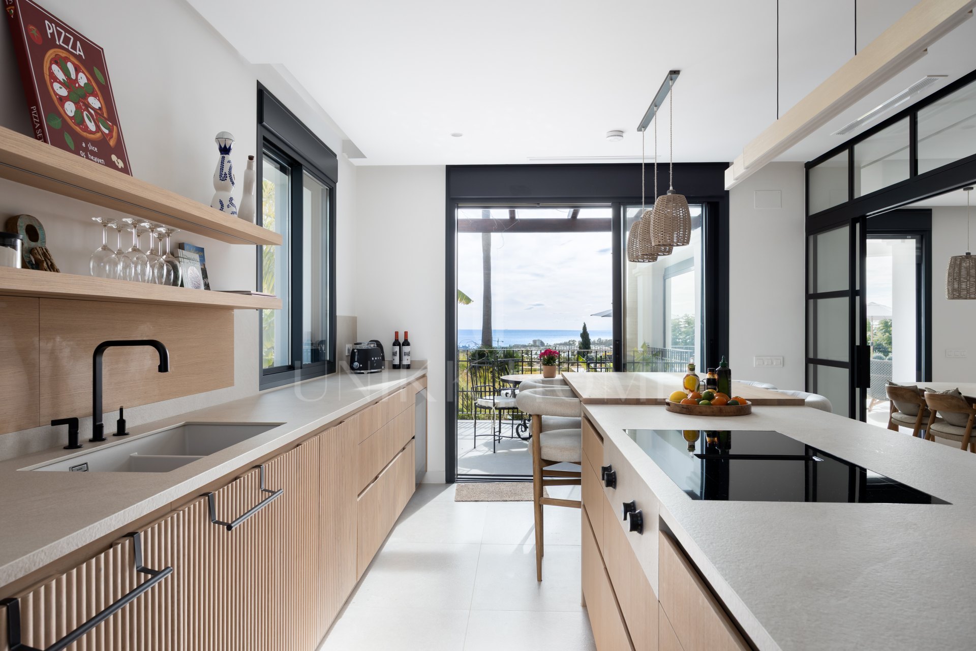 Exquisite Modern Andalusian Masterpiece with Panoramic Sea Views – Los Flamingos, Benahavís