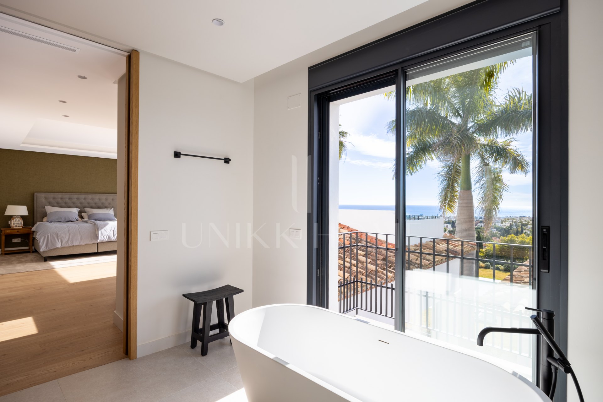 Exquisite Modern Andalusian Masterpiece with Panoramic Sea Views – Los Flamingos, Benahavís