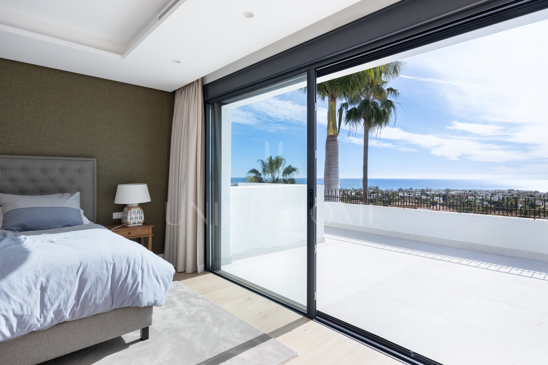 Exquisite Modern Andalusian Masterpiece with Panoramic Sea Views – Los Flamingos, Benahavís