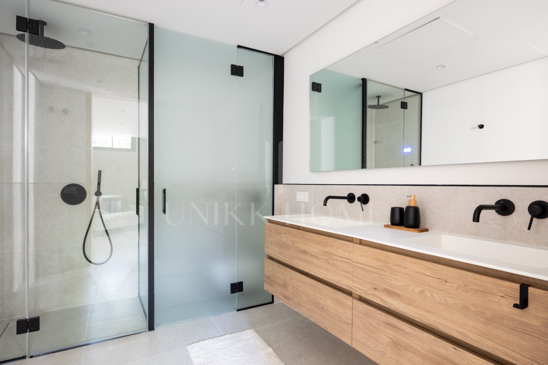 Exquisite Modern Andalusian Masterpiece with Panoramic Sea Views – Los Flamingos, Benahavís