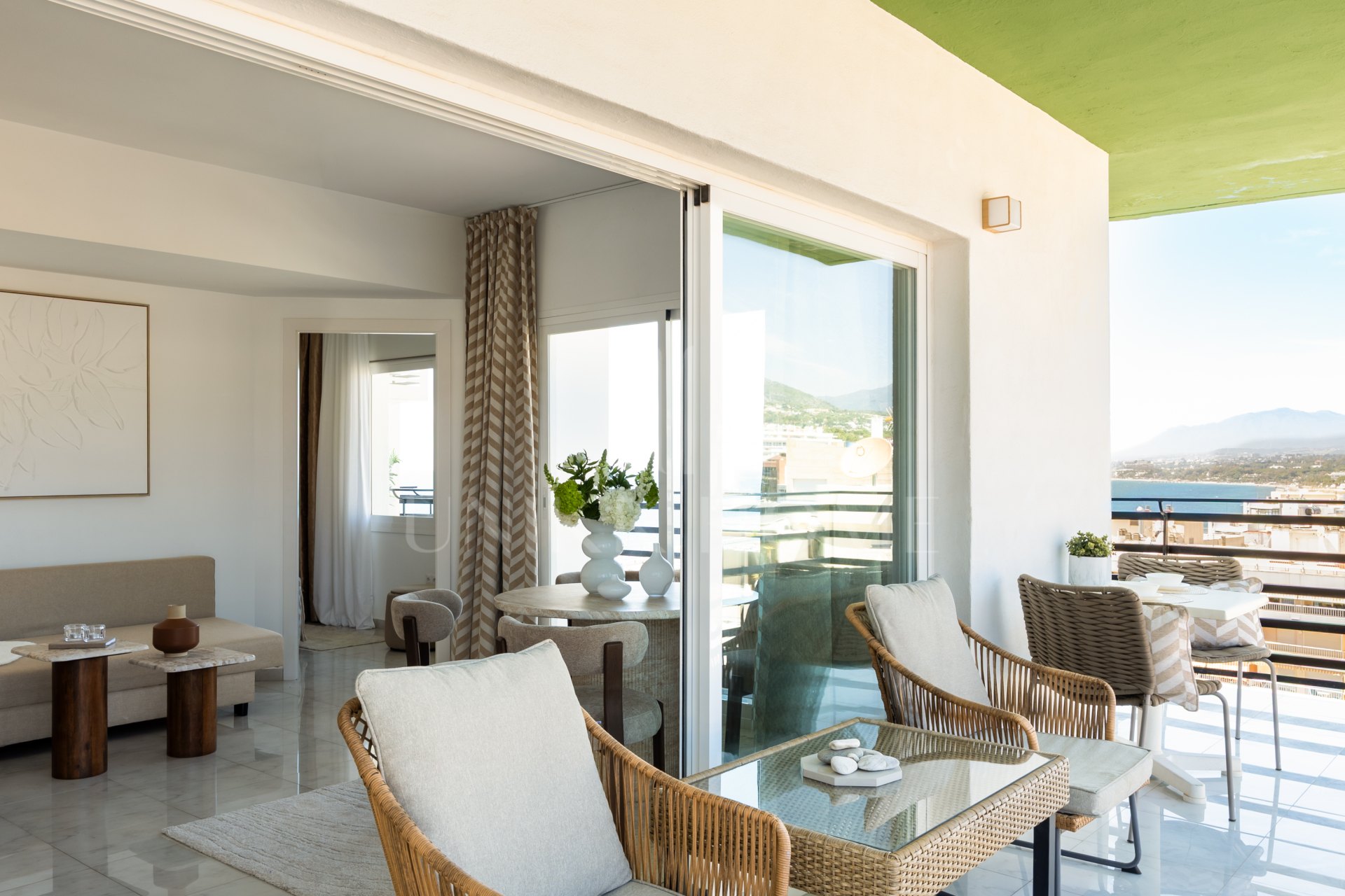 Beachfront apartment in the heart of Marbella