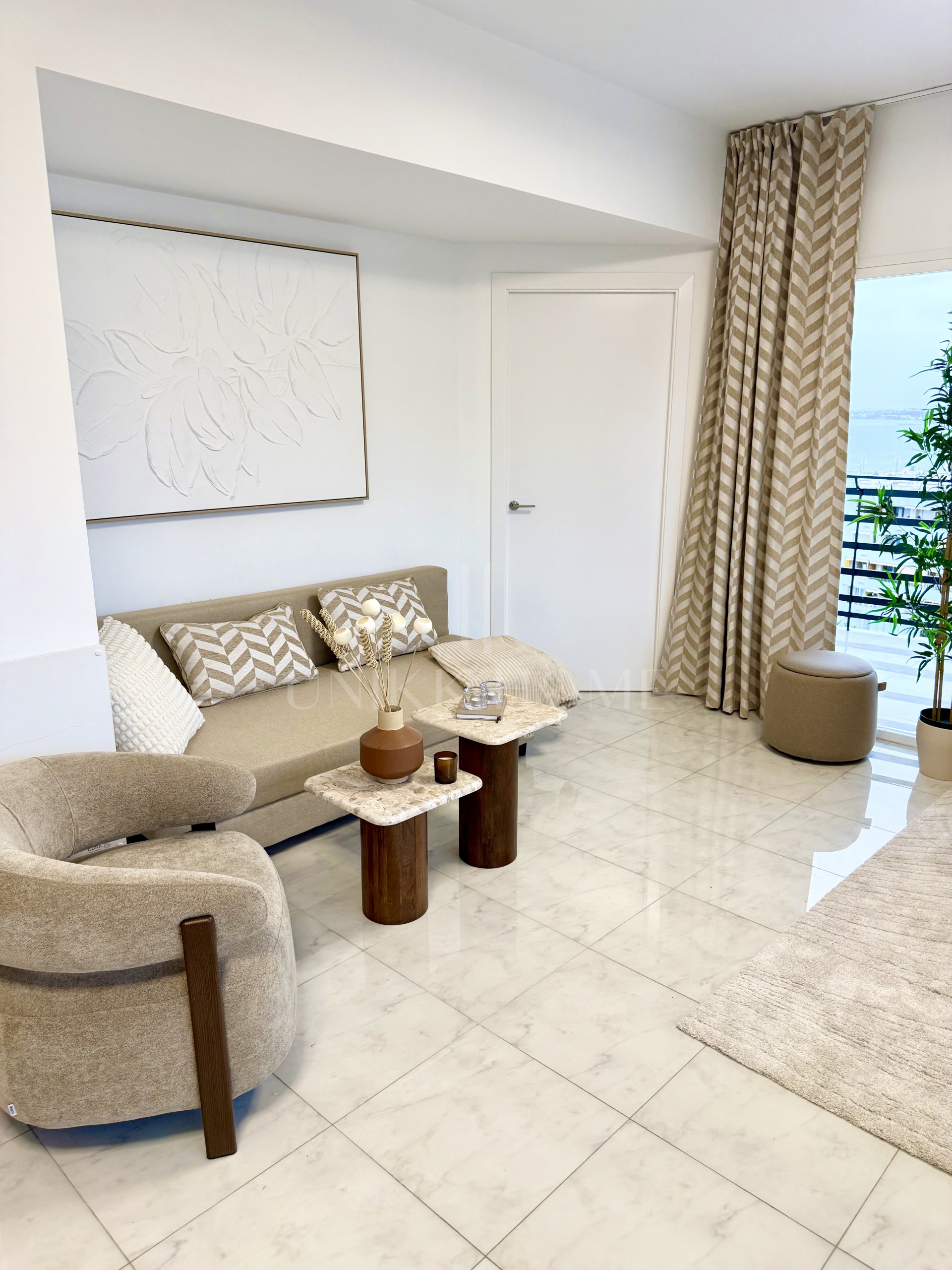 Beachfront apartment in the heart of Marbella