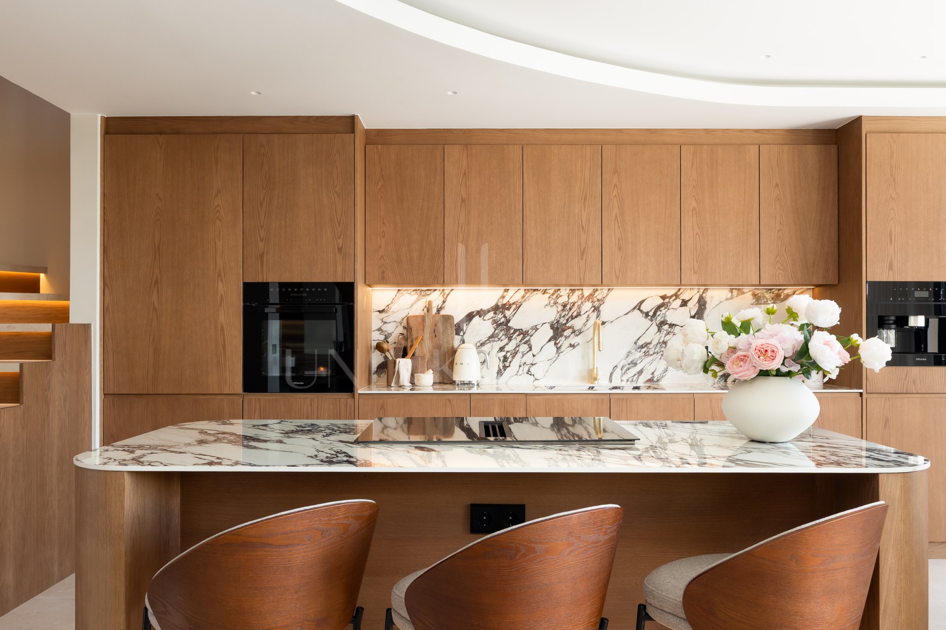 Luxury Townhouse in El Herrojo, Benahavís with 4 bedrooms