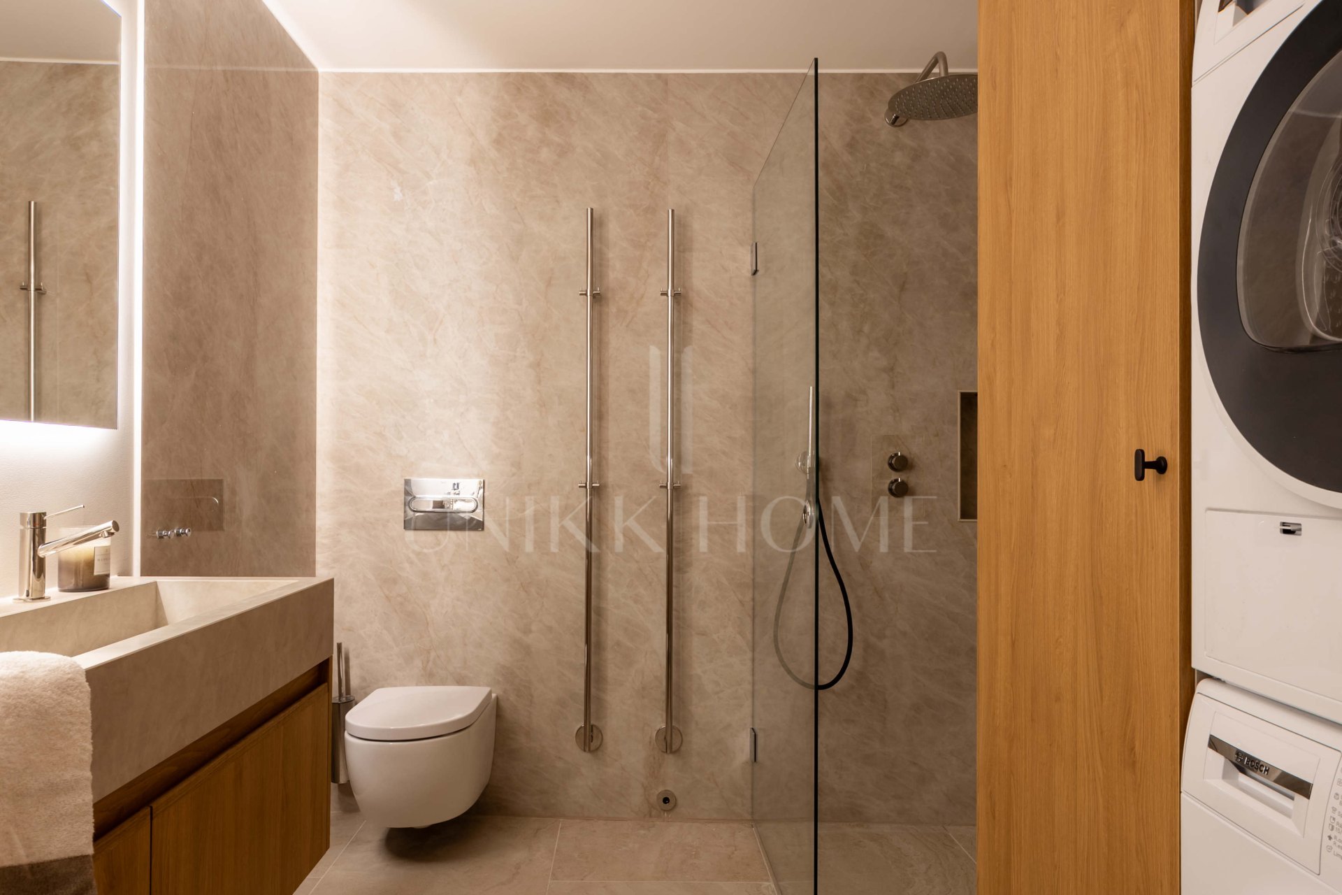 A fully renovated 3-bedroom apartment in iconic Aldea Blanca, rebuilt to Scandinavian standards with premium finishes and two south-west terraces, steps from Puerto Banús.