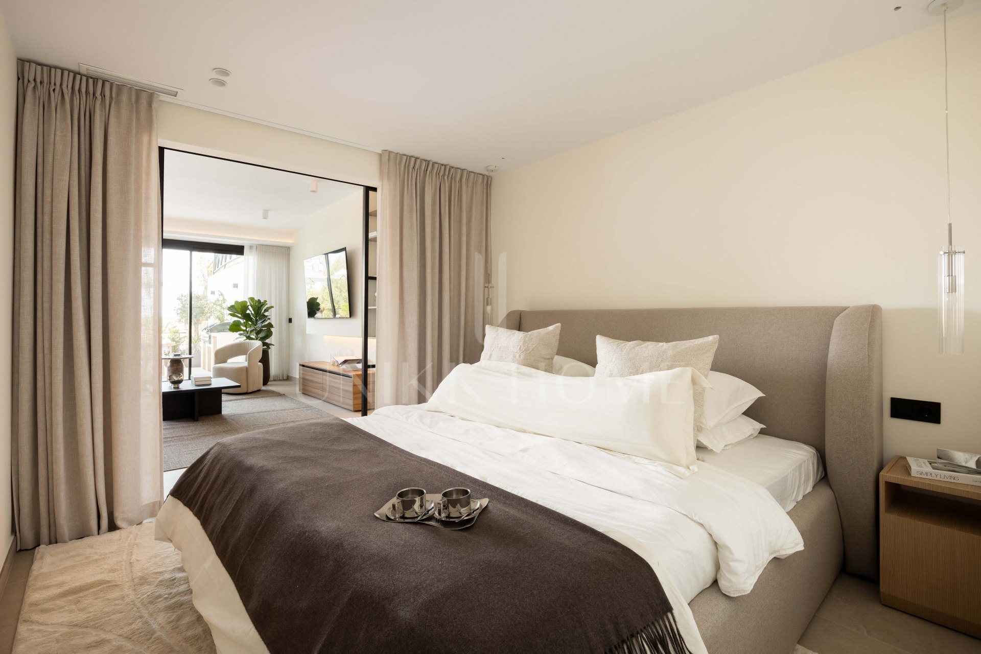 Luxury Ground Floor Apartment in Les Belvederes, Nueva Andalucía