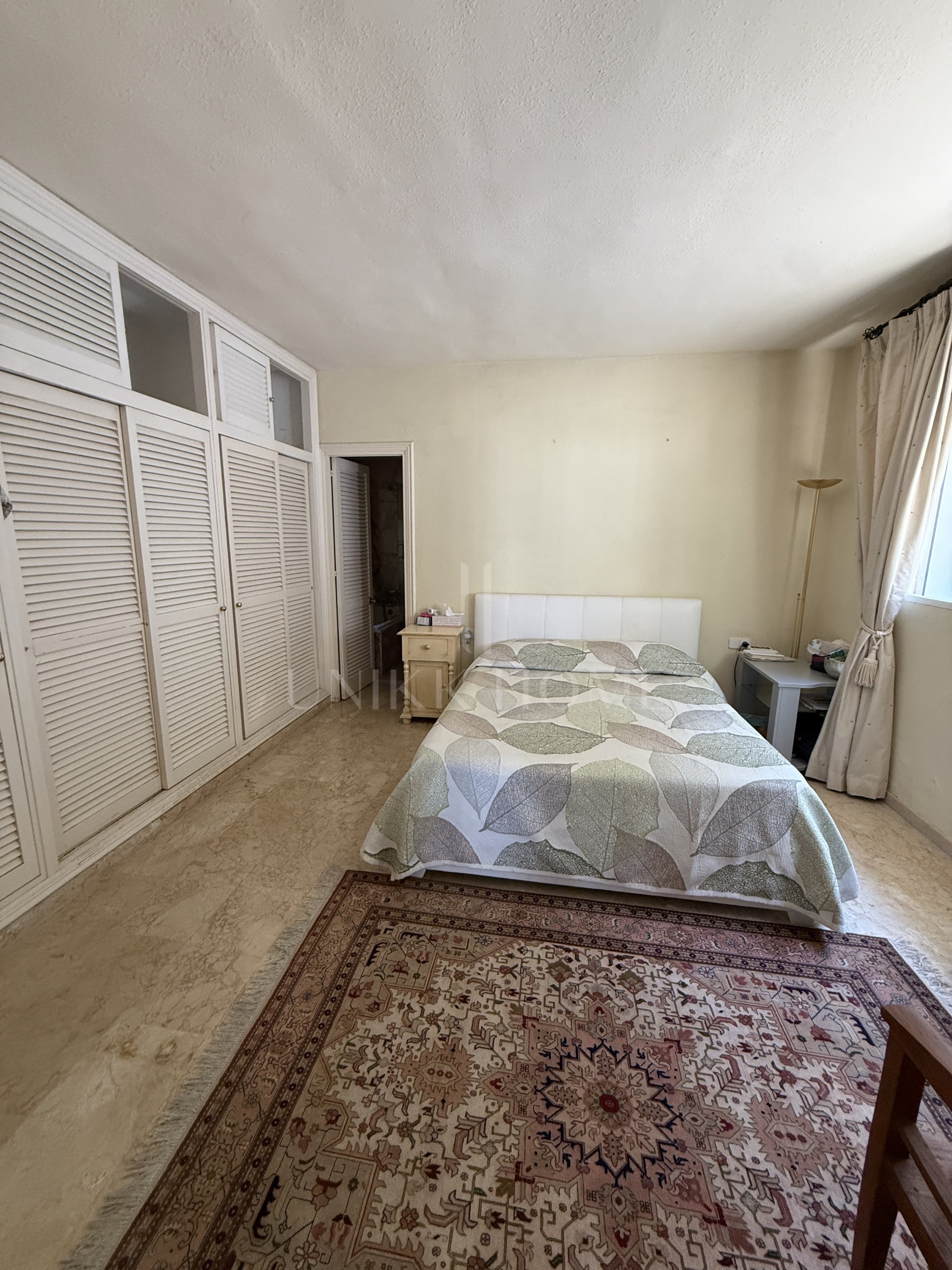 Renovation Opportunity in La Campana, Nueva Andalucía