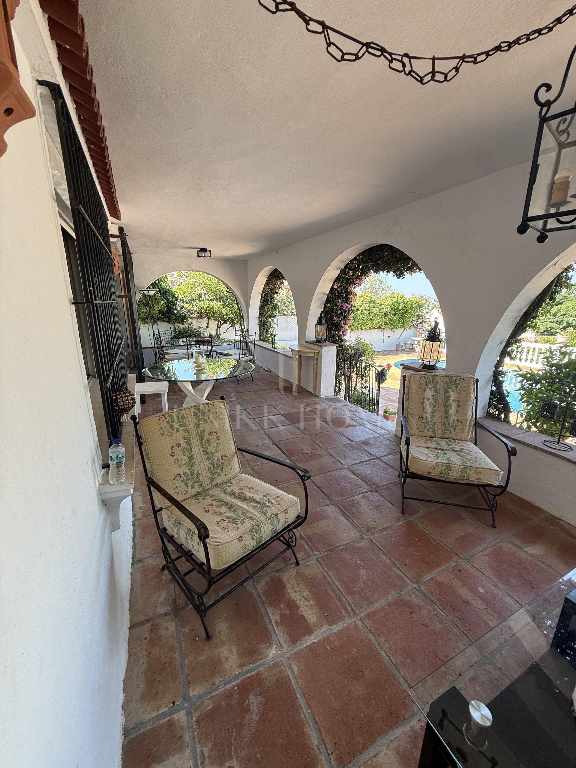 Renovation Opportunity in La Campana, Nueva Andalucía