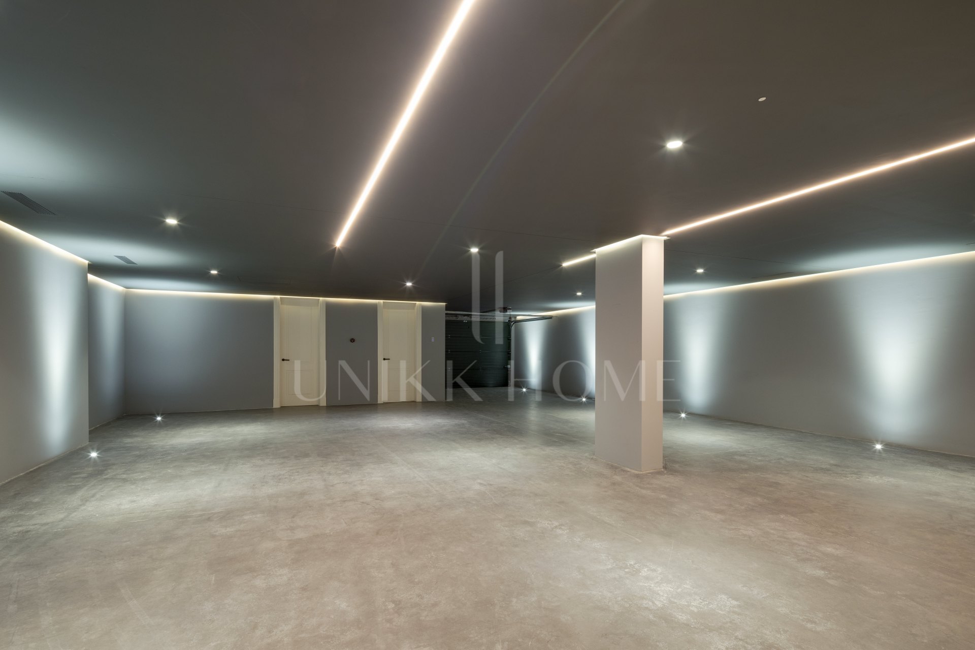 Casa Angelico en Cascada de Camoján ofrece una elegancia atemporal, vistas panorámicas al Mediterráneo y lujo en el enclave más exclusivo de Marbella.