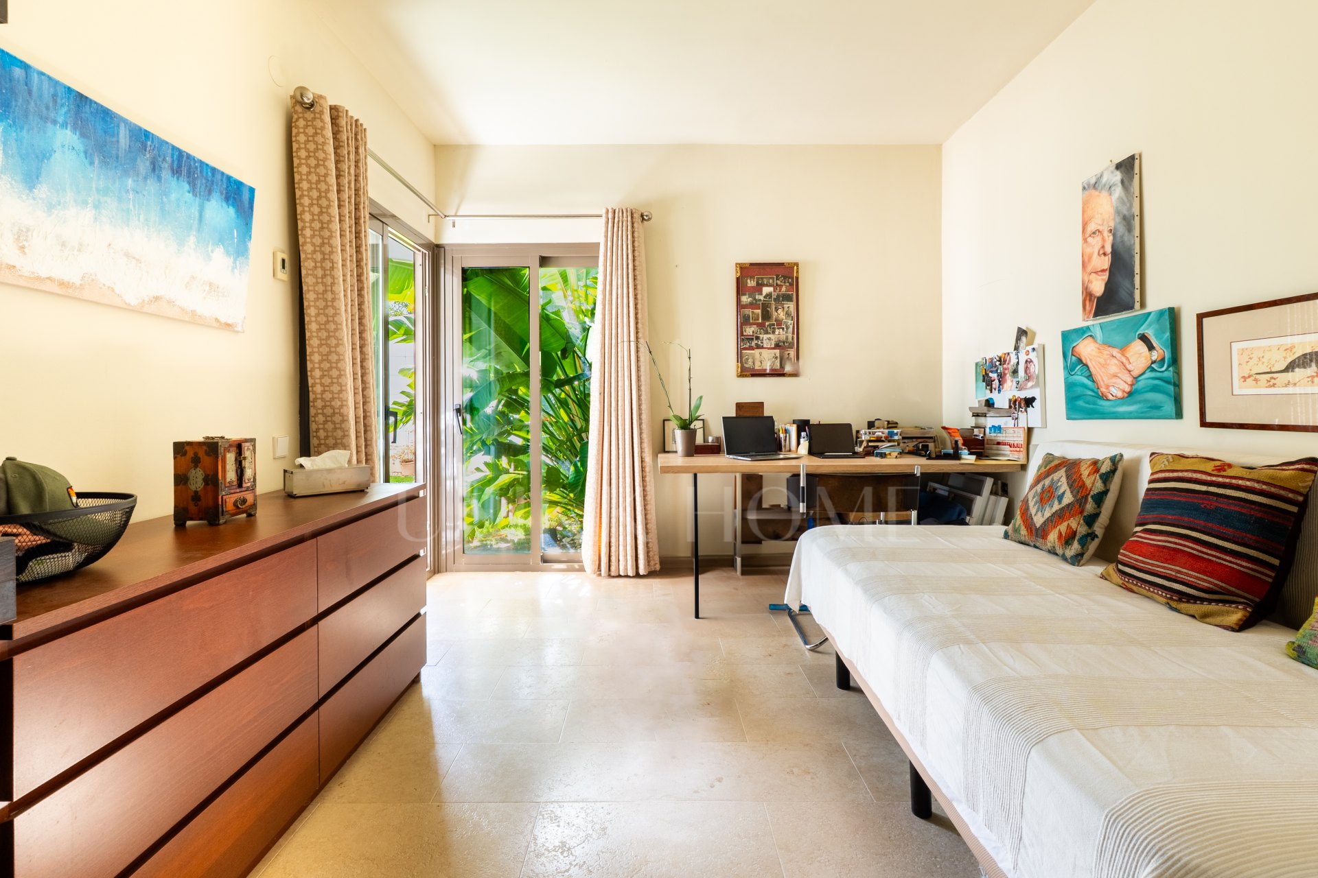 Elegante apartamento en planta baja con vistas panorámicas en el complejo Finca Cortesín