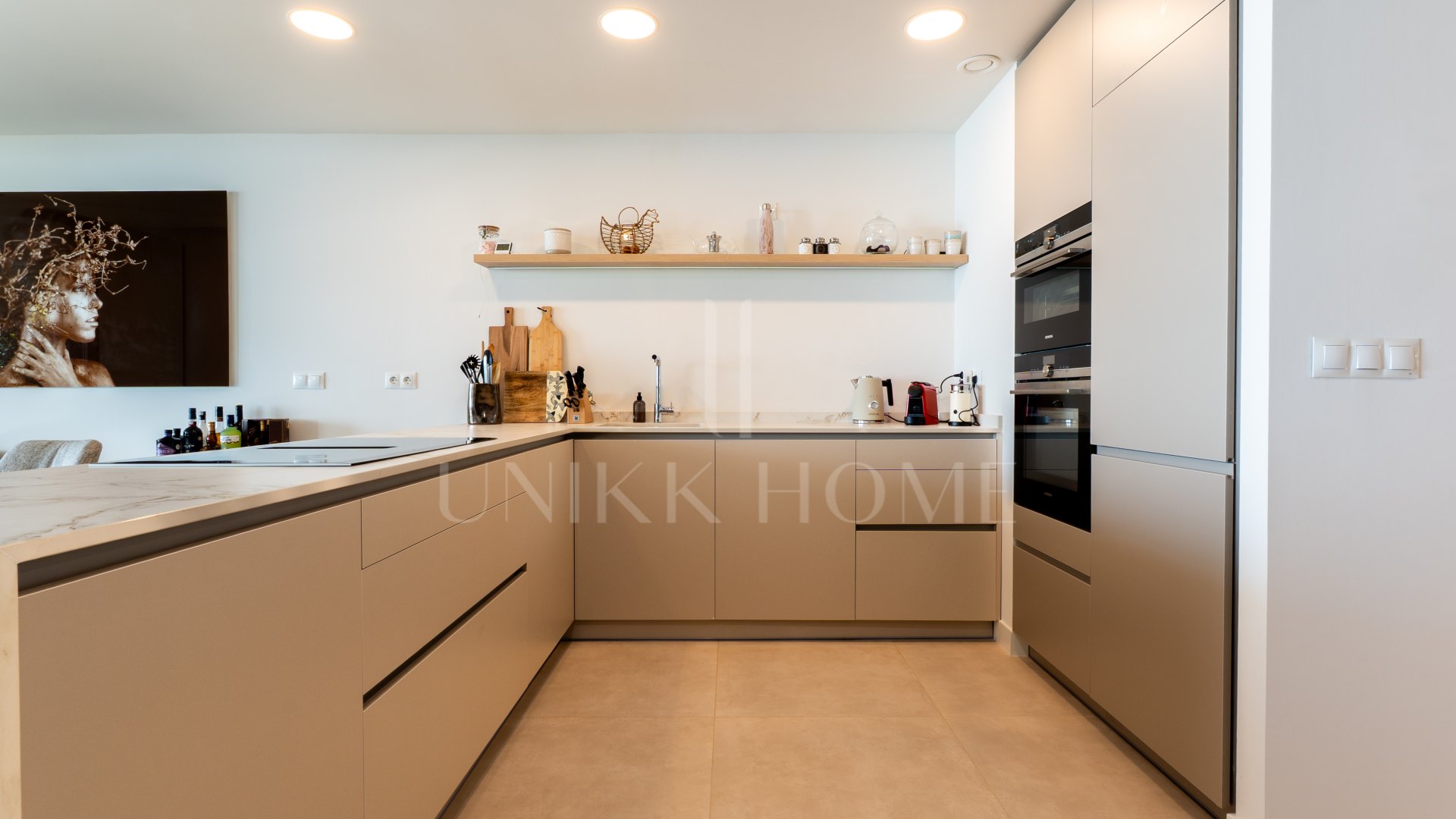 Luxury Ground Floor Apartment in La Sabina, Casares Costa