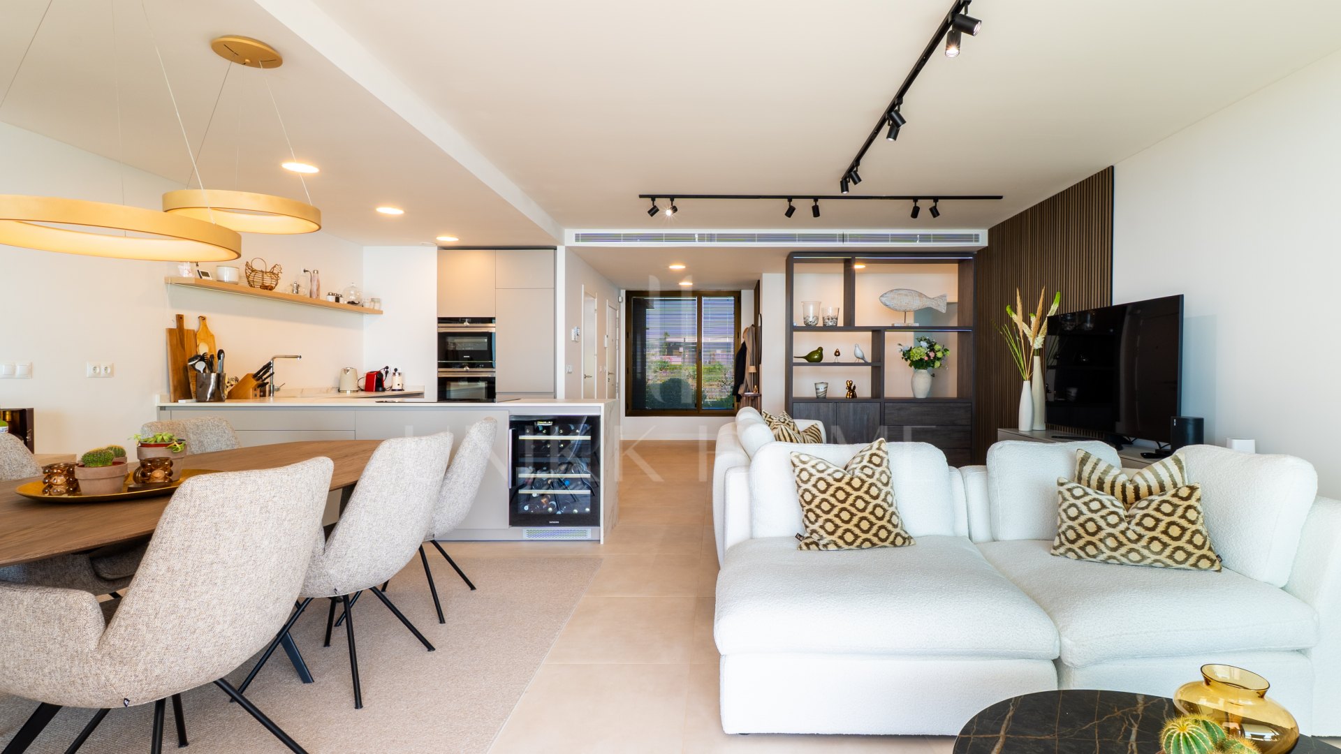 Luxury Ground Floor Apartment in La Sabina, Casares Costa