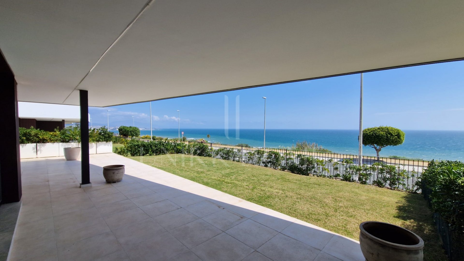 Luxury Ground Floor Apartment in La Sabina, Casares Costa