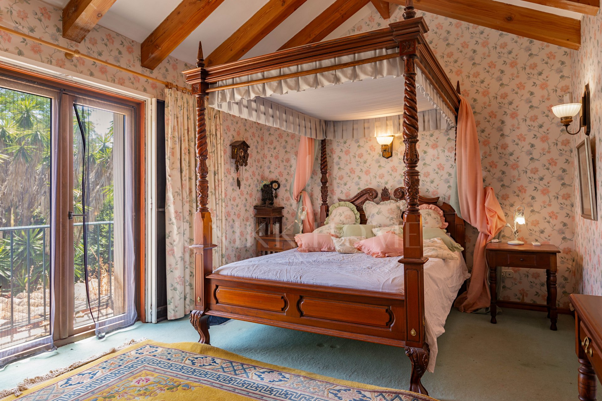 The Iconic Roman Oasis — Casares Costa