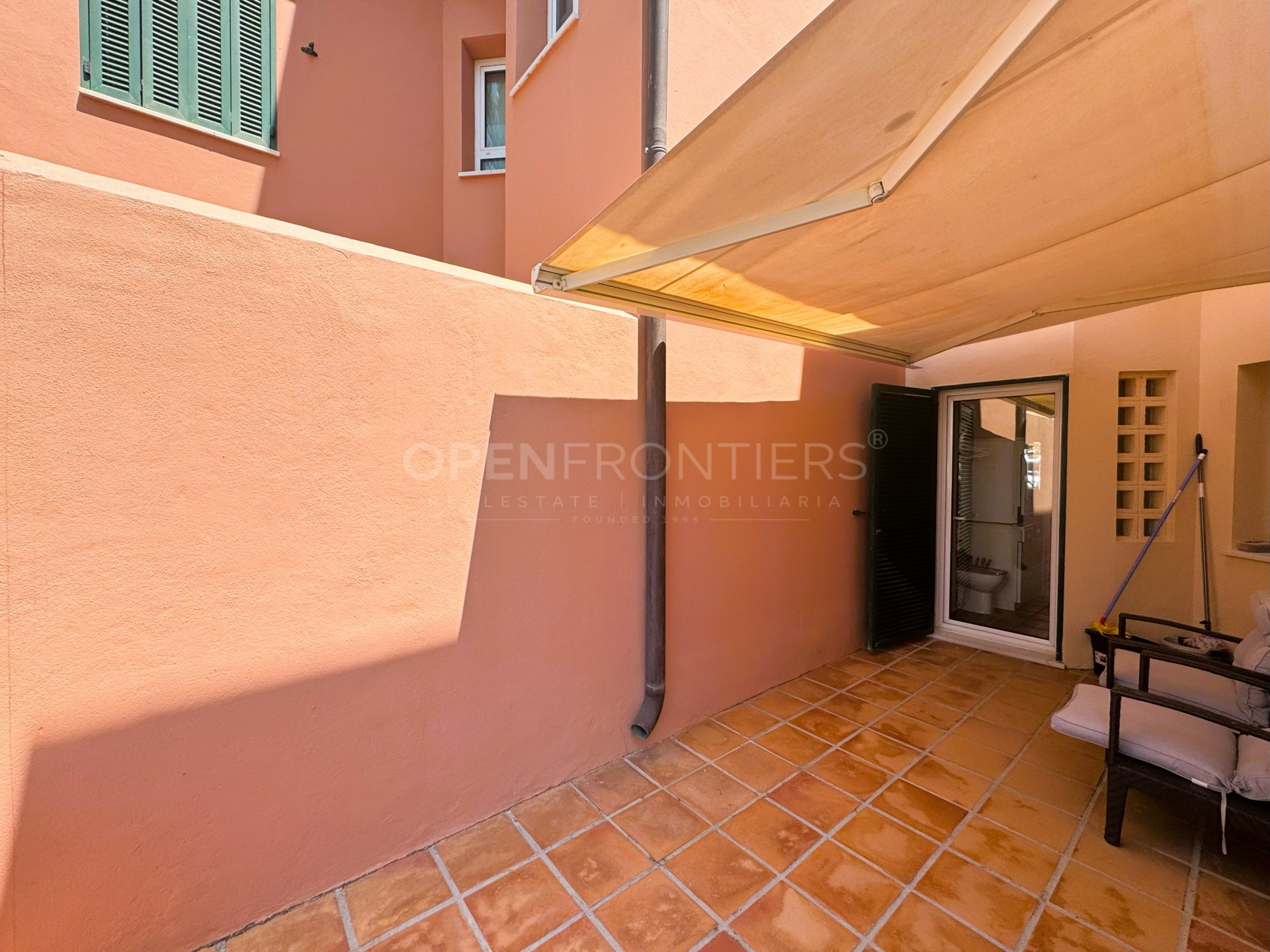 Apartment with Marina View in Ribera del Gurami, Sotogrande Marina