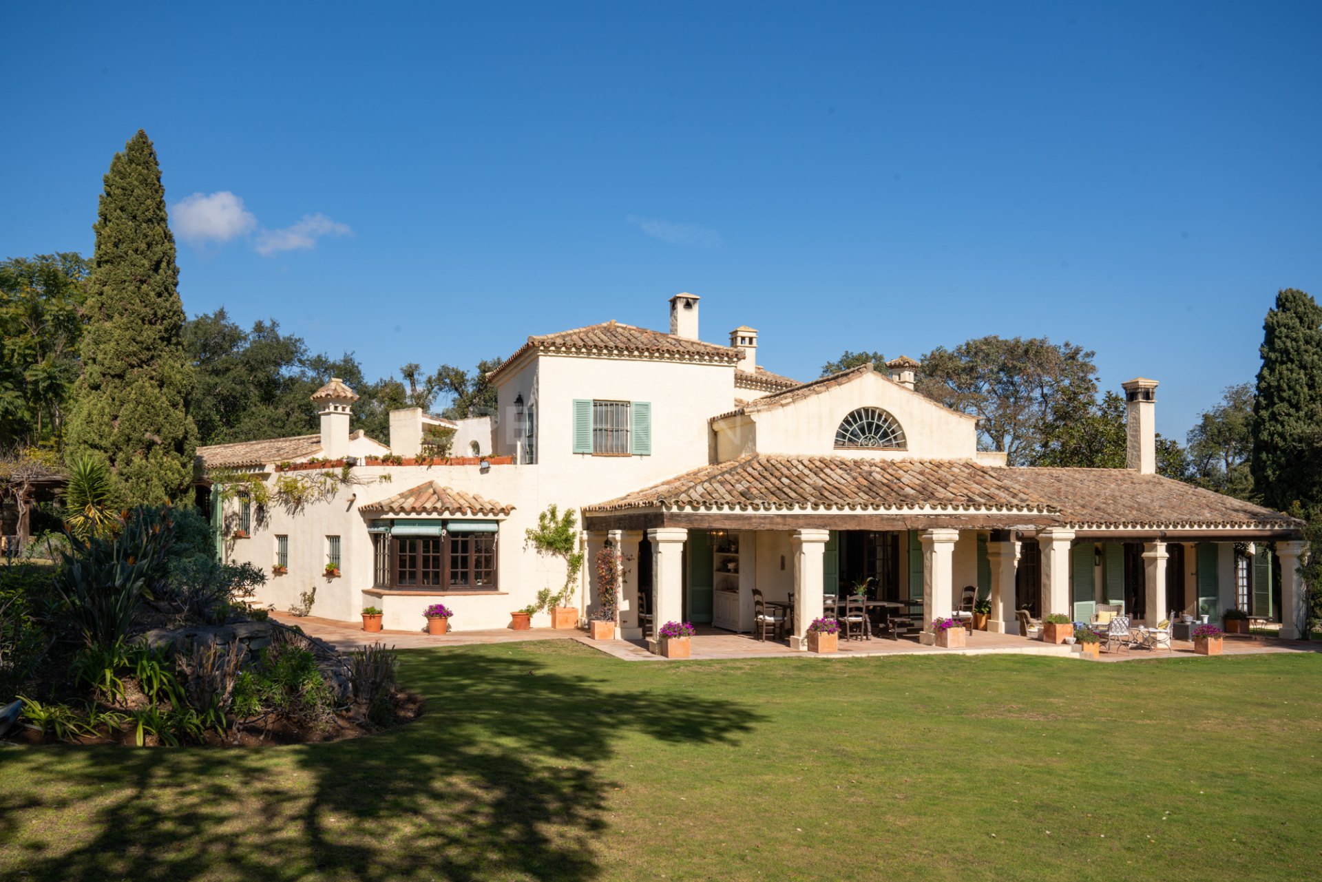 Cortijo Style Villa For Sale Sotogrande