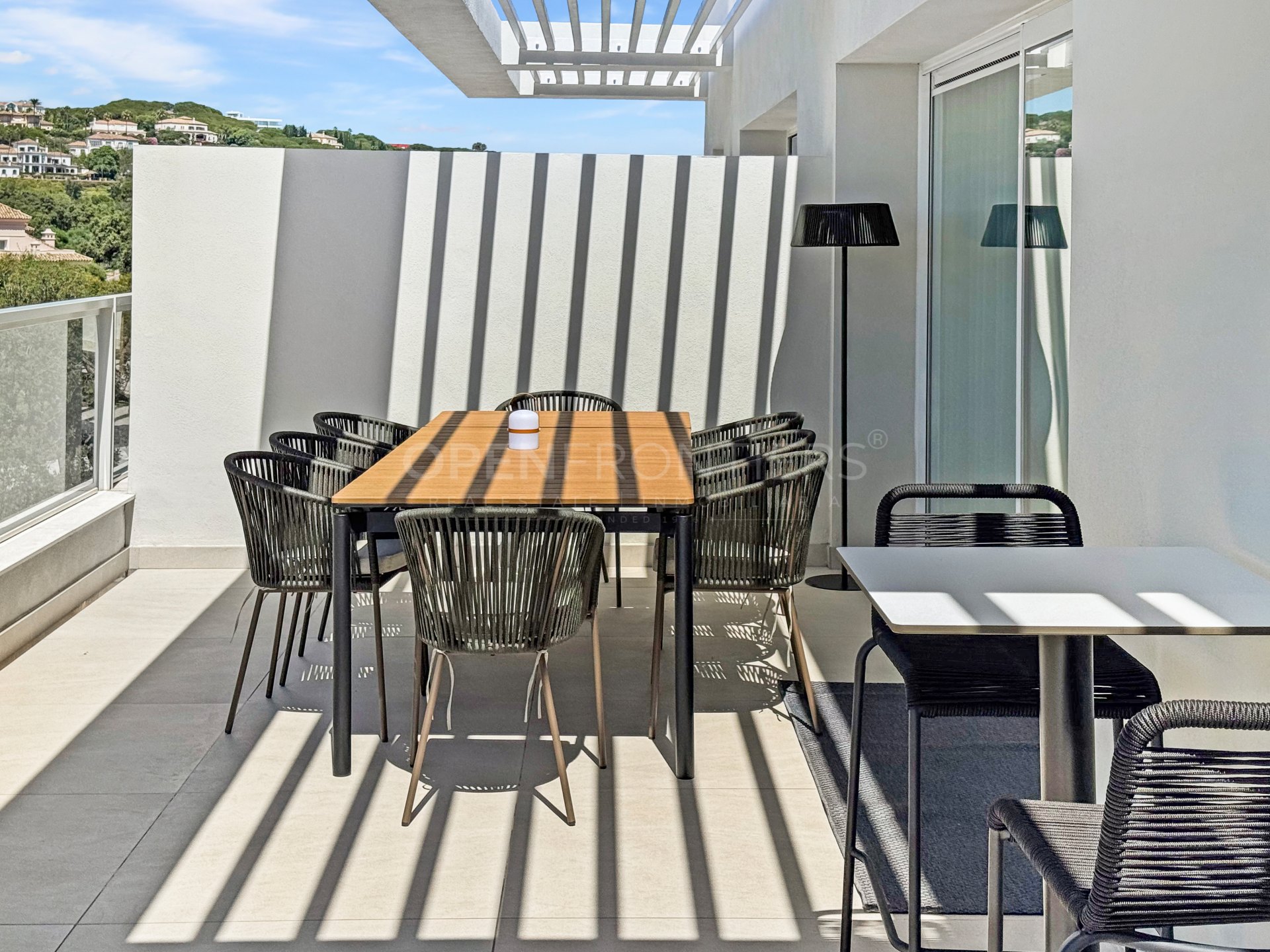 Duplex penthouse in Emerald Greens, San Roque Club | Sea & Golf Views