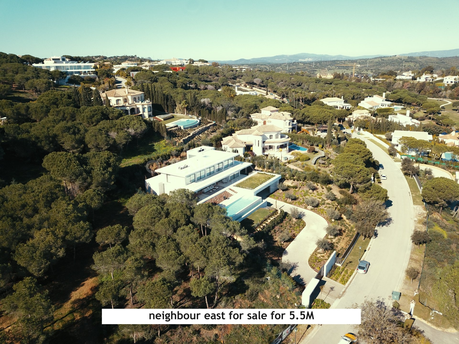 Villa Tierra: Uitzonderlijke Nieuwe Bouw Villa in Almenara Golf, Sotogrande