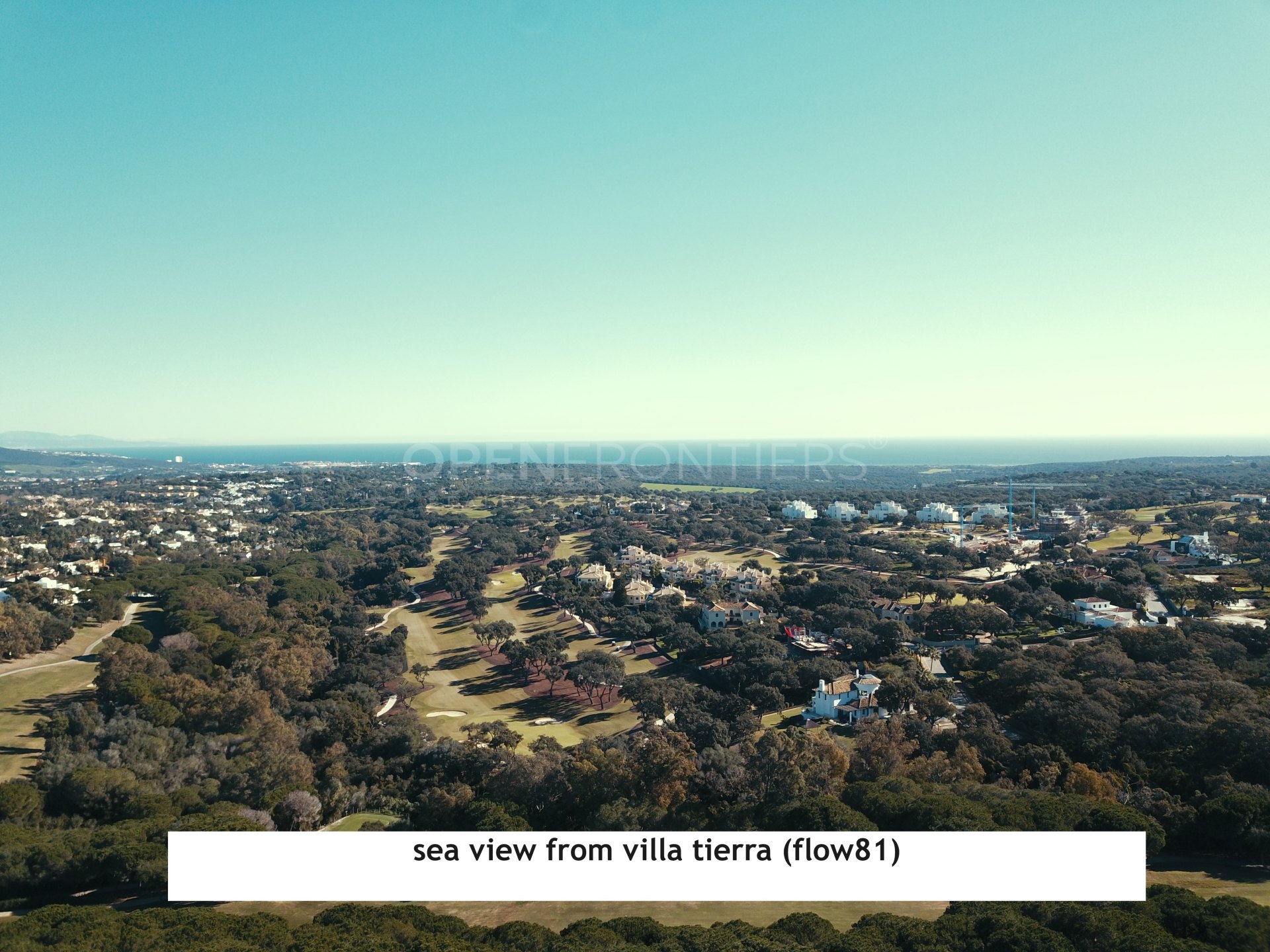 Villa Tierra: Uitzonderlijke Nieuwe Bouw Villa in Almenara Golf, Sotogrande