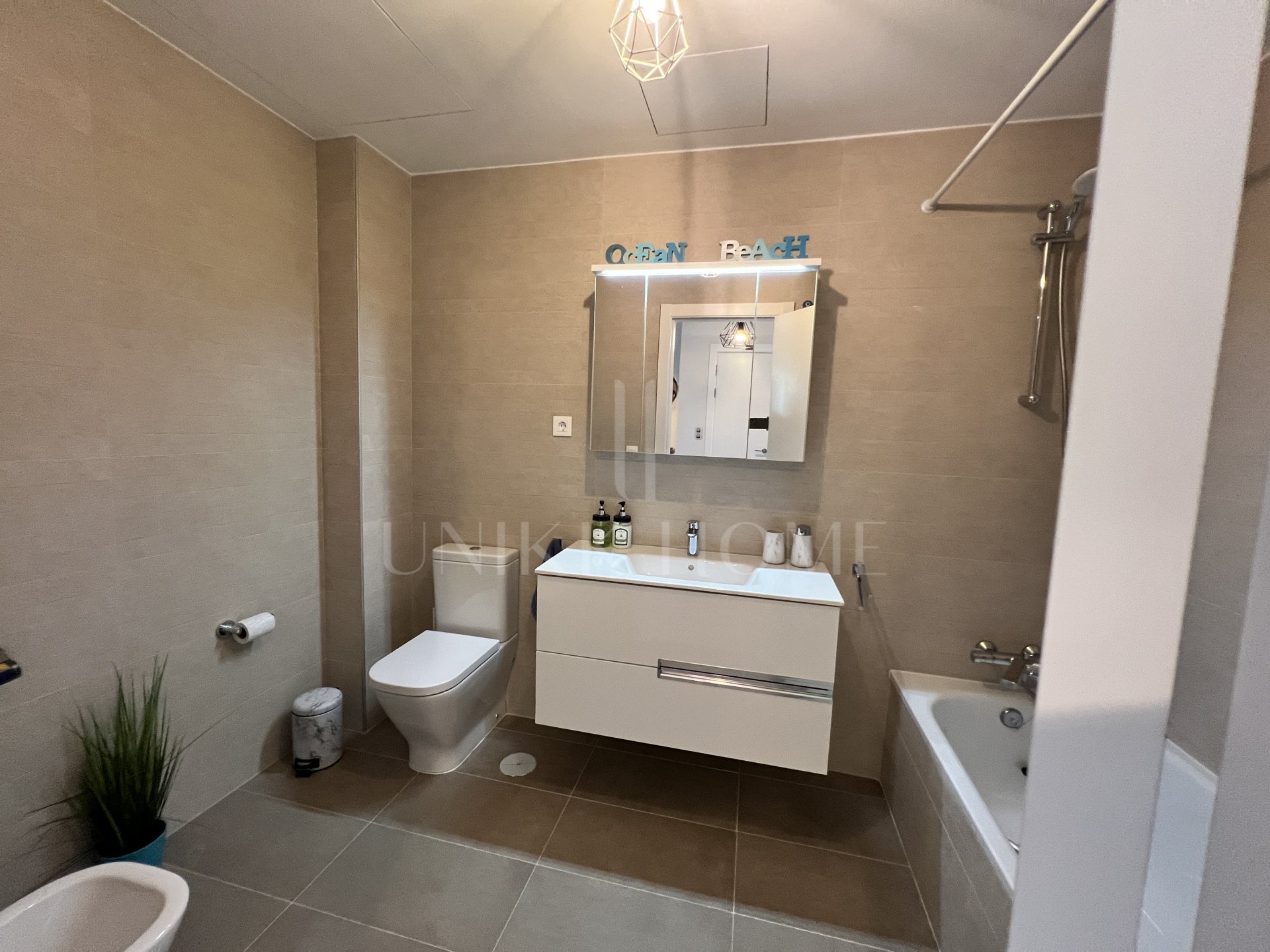 Casa adosada de tres dormitorios en San Roque Club, Sotogrande