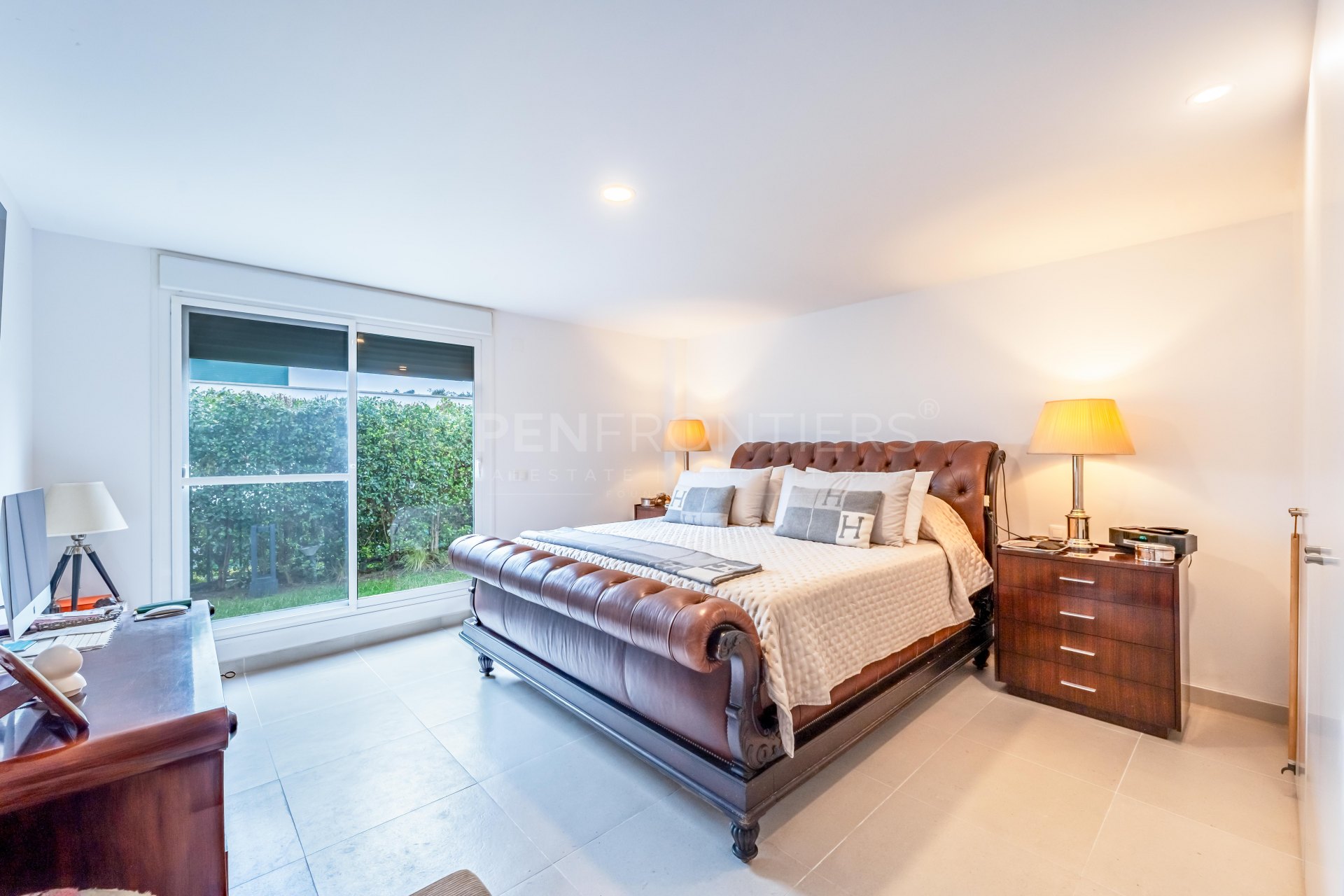 Luxury Senda Chica Apartment for Sale in La Reserva Sotogrande