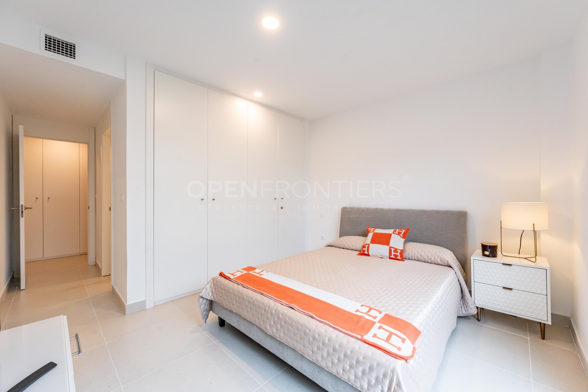 Luxury Senda Chica Apartment for Sale in La Reserva Sotogrande