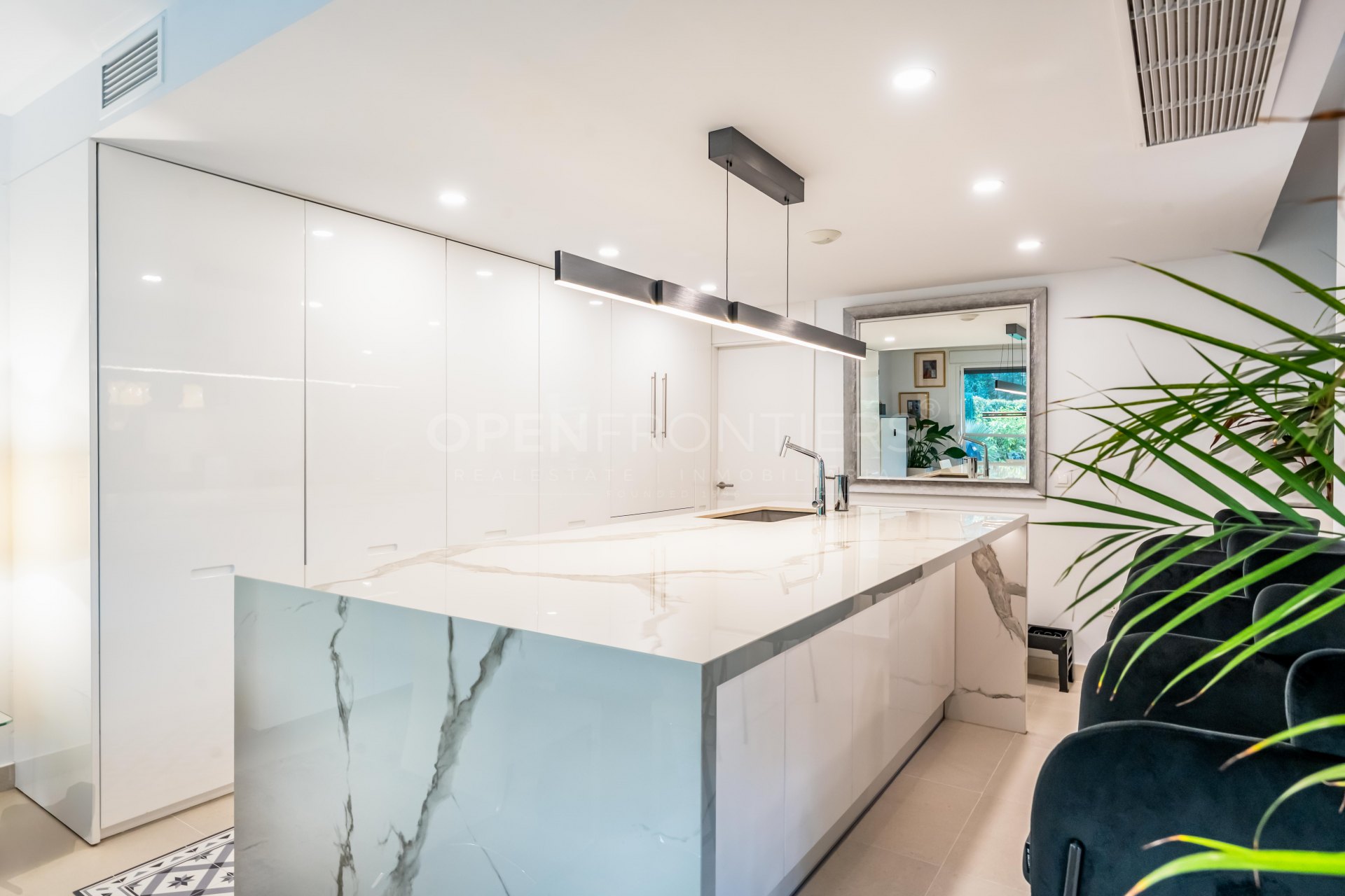 Luxury Senda Chica Apartment for Sale in La Reserva Sotogrande