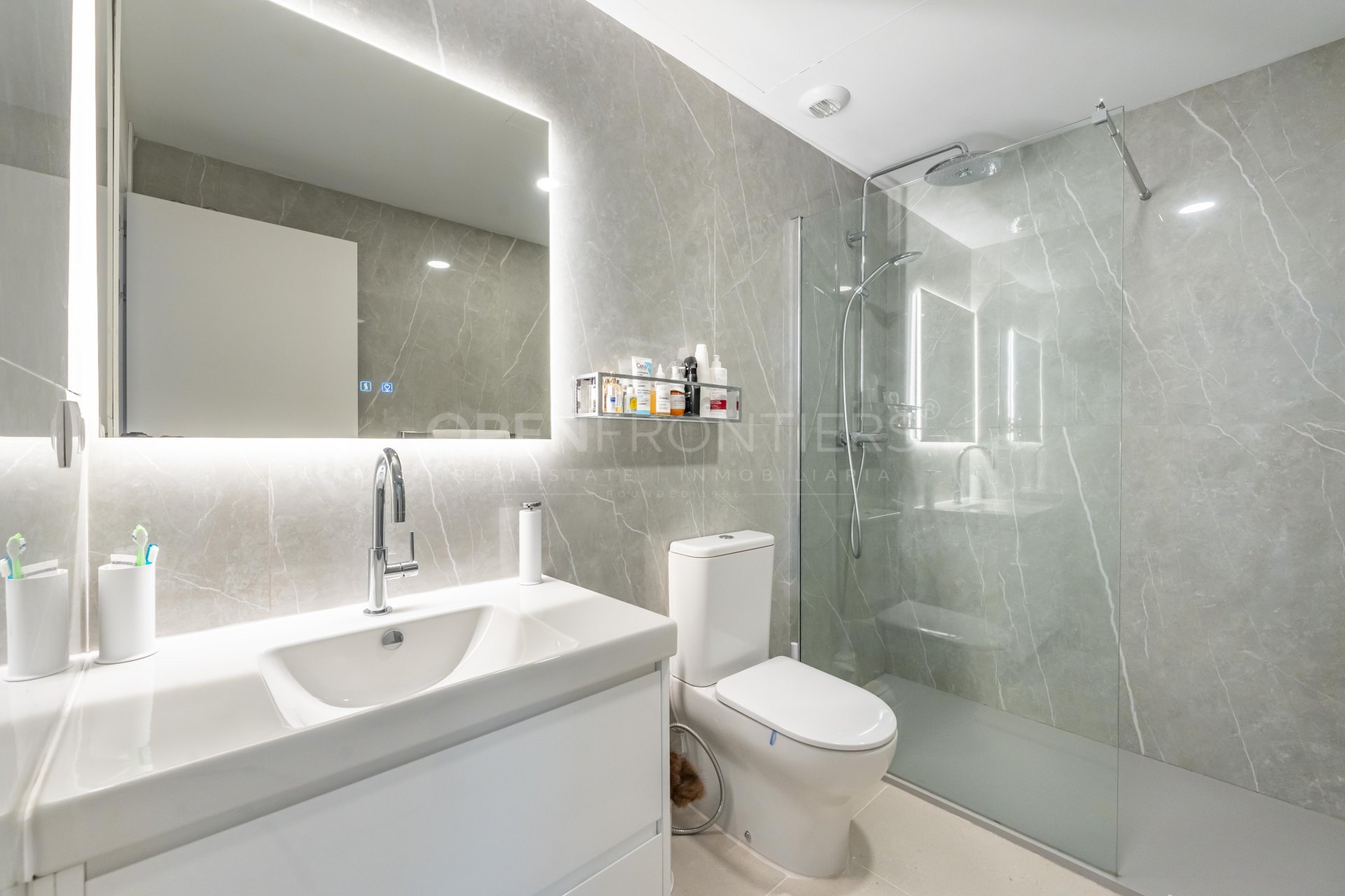 Luxury Senda Chica Apartment for Sale in La Reserva Sotogrande