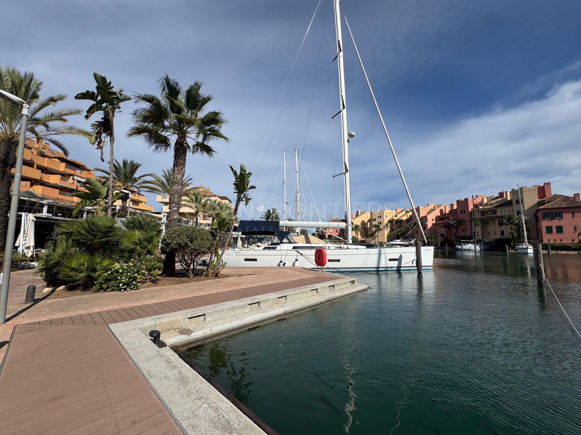 Prime 15m² Mooring with Panoramic Marina Views in Sotogrande Puerto Deportivo