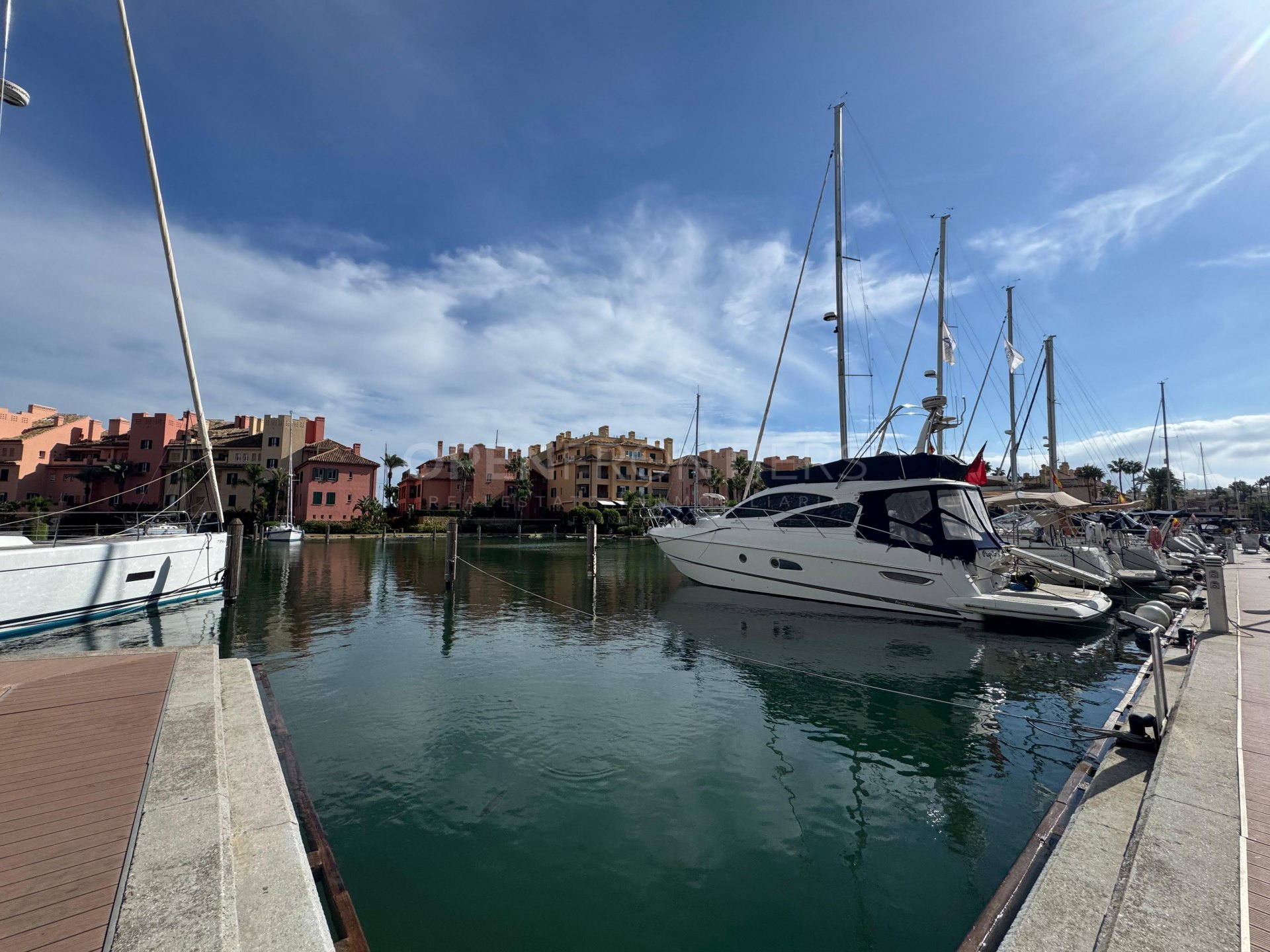 Prime 15m² Mooring with Panoramic Marina Views in Sotogrande Puerto Deportivo