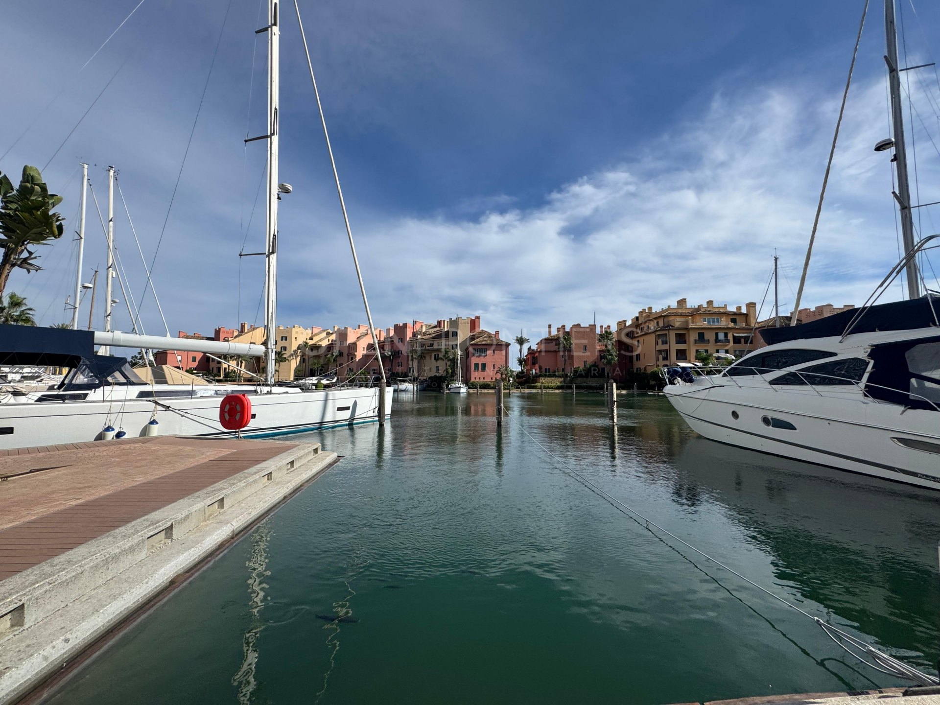 Prime 15m² Mooring with Panoramic Marina Views in Sotogrande Puerto Deportivo